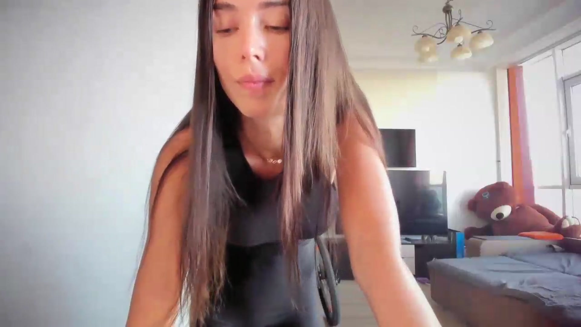 Gallery image thumbnail from laurensaenz's myfreecams stream on, 09/10/2026, 15:32 image 20 of 20