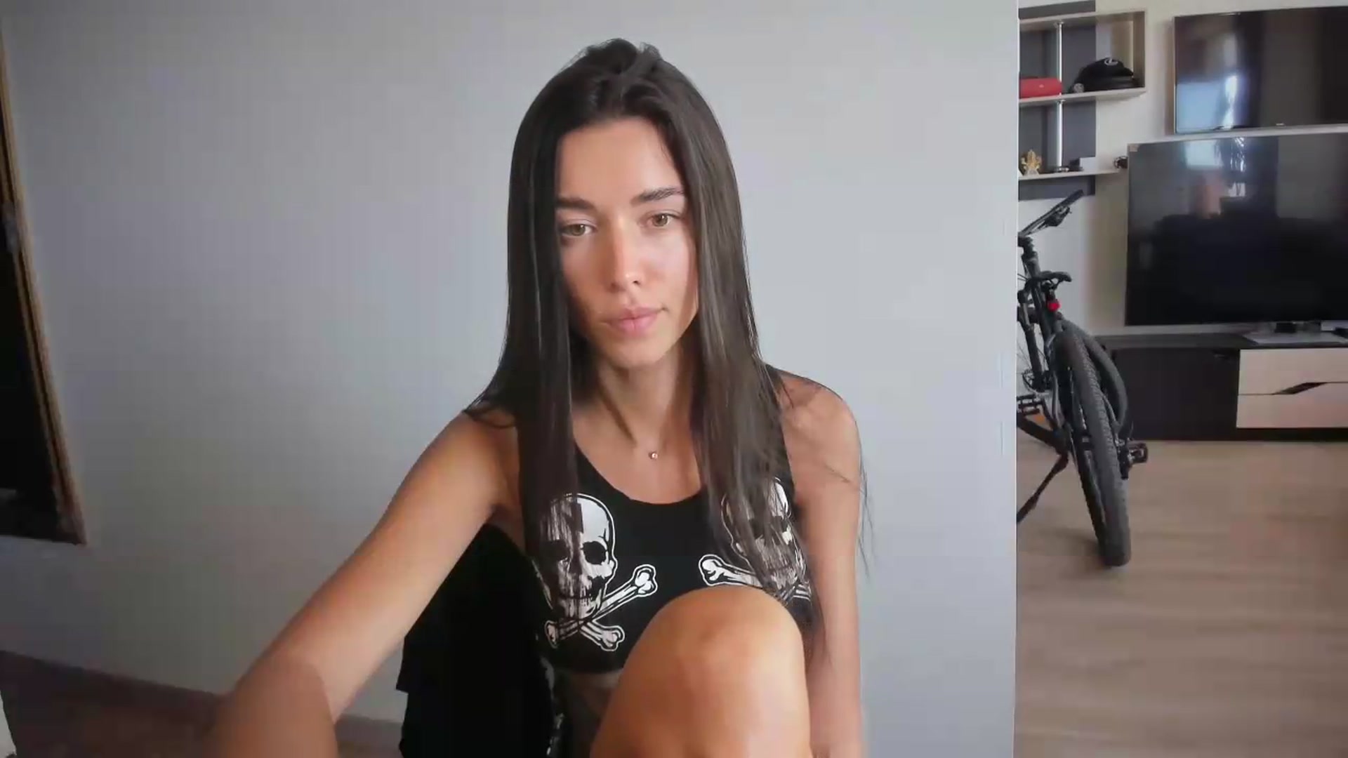 Gallery image thumbnail from laurensaenz's myfreecams stream on, 09/11/2026, 09:20 image 15 of 20