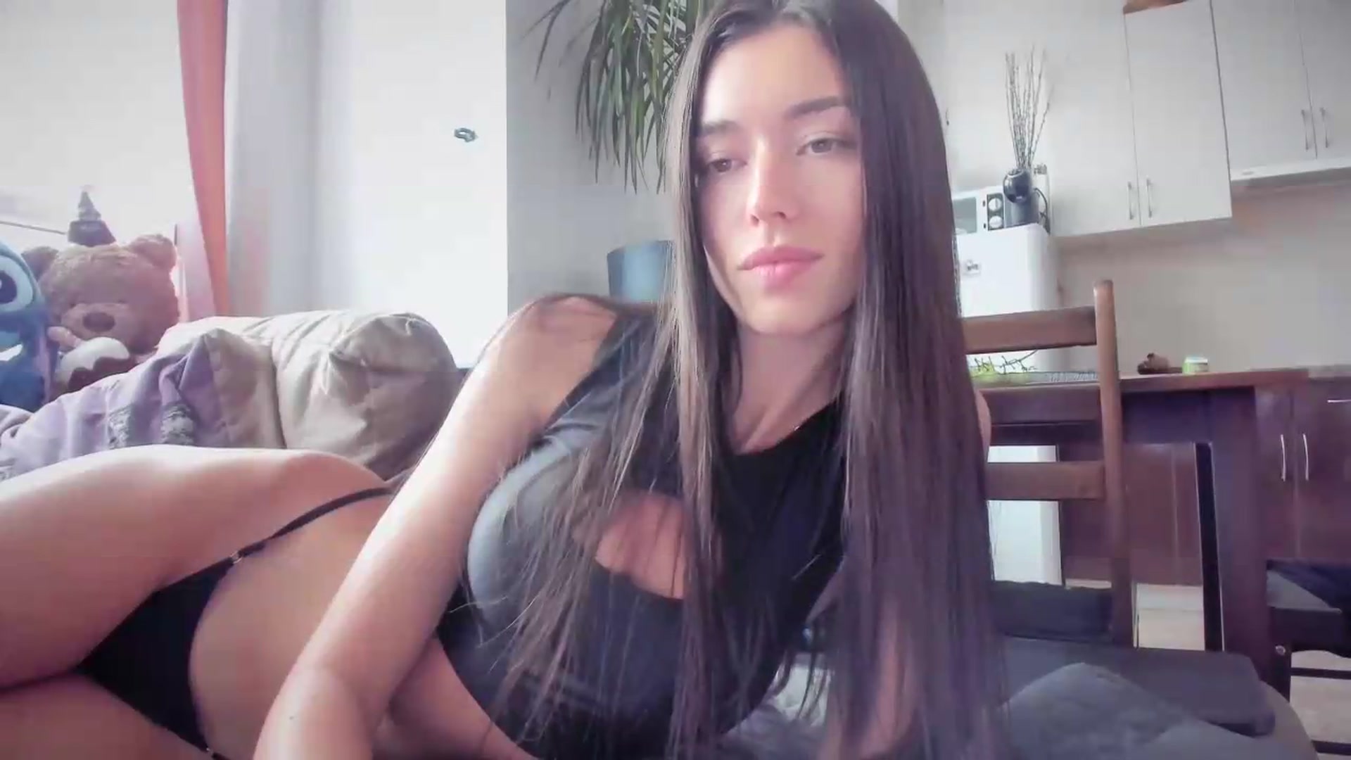 Gallery image thumbnail from laurensaenz's myfreecams stream on, 09/14/2026, 08:06 image 19 of 20