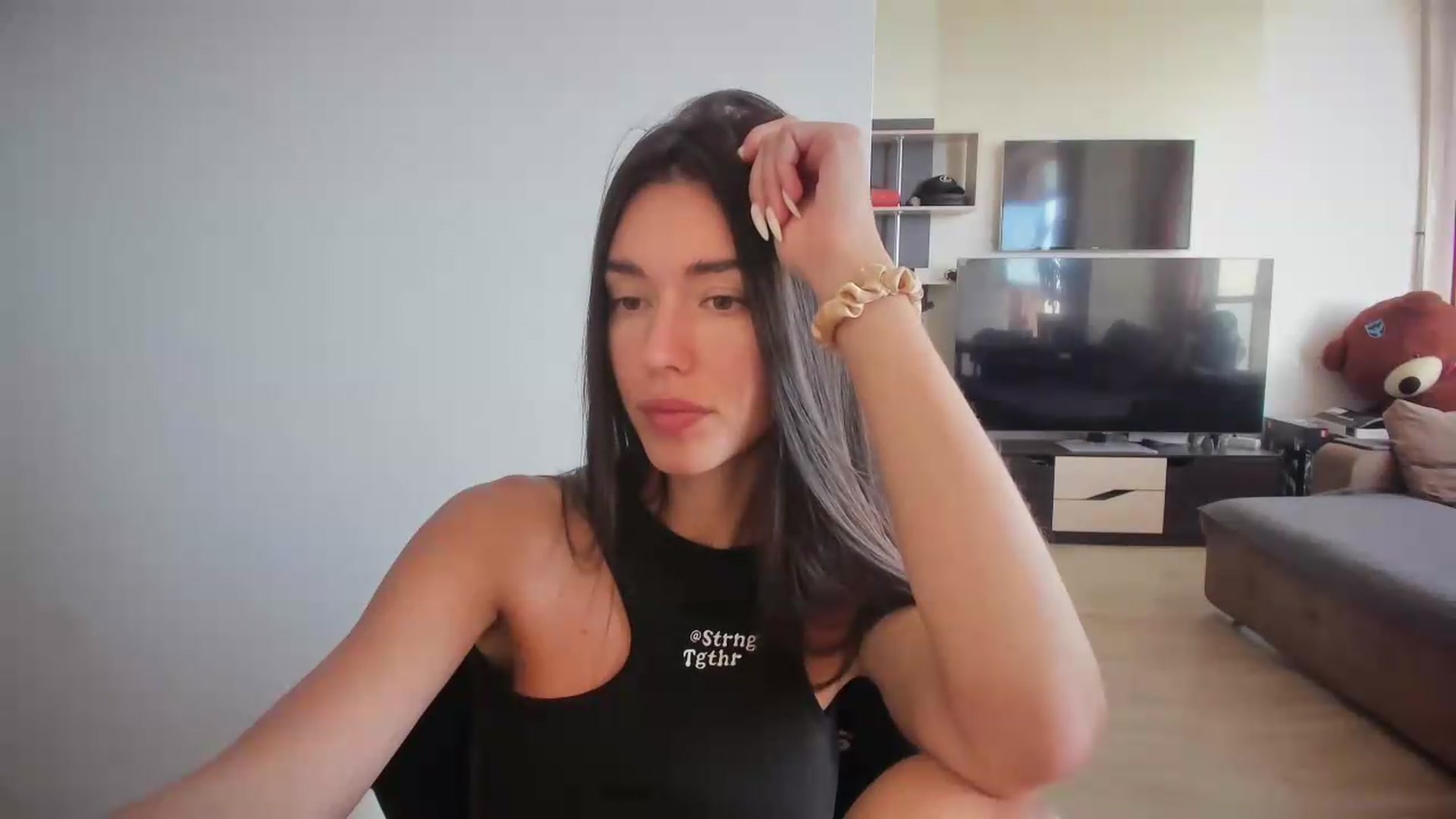 Gallery image thumbnail from laurensaenz's myfreecams stream on, 09/15/2026, 08:33 image 3 of 20