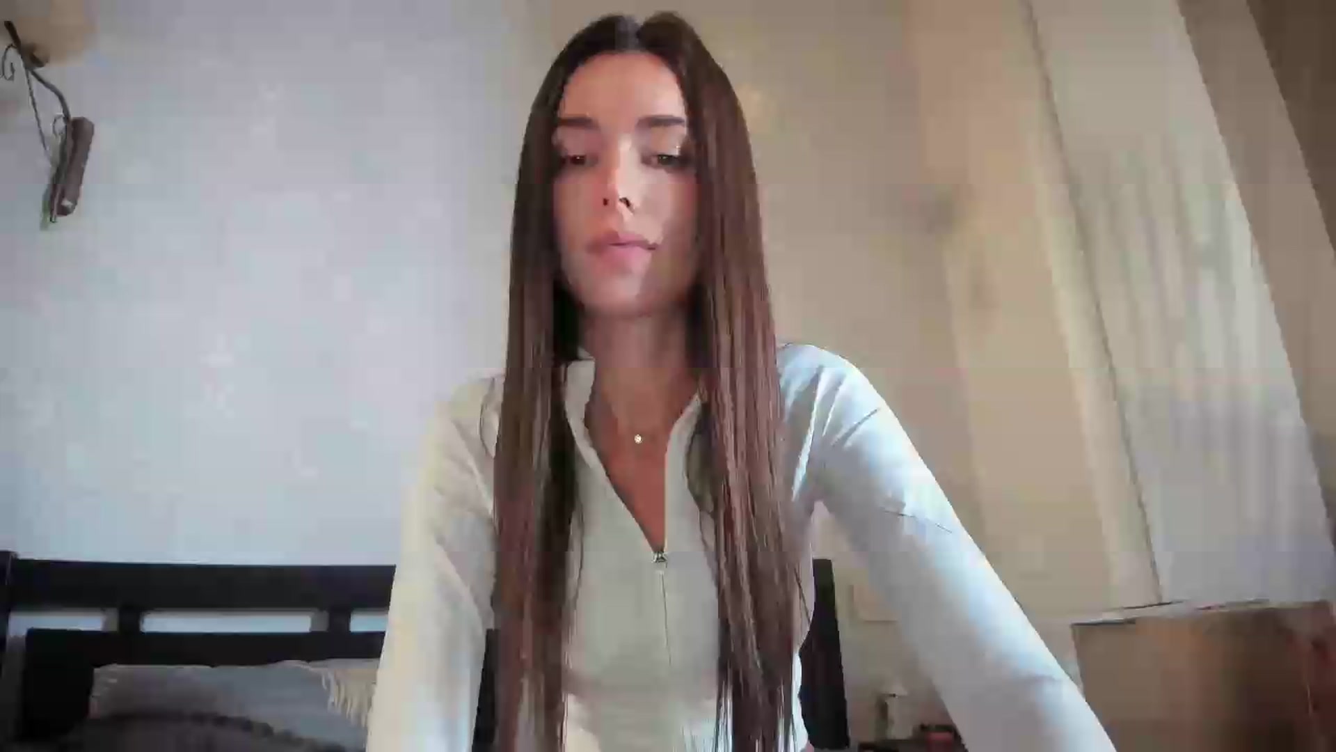 Gallery image thumbnail from laurensaenz's myfreecams stream on, 09/15/2026, 14:52 image 19 of 20