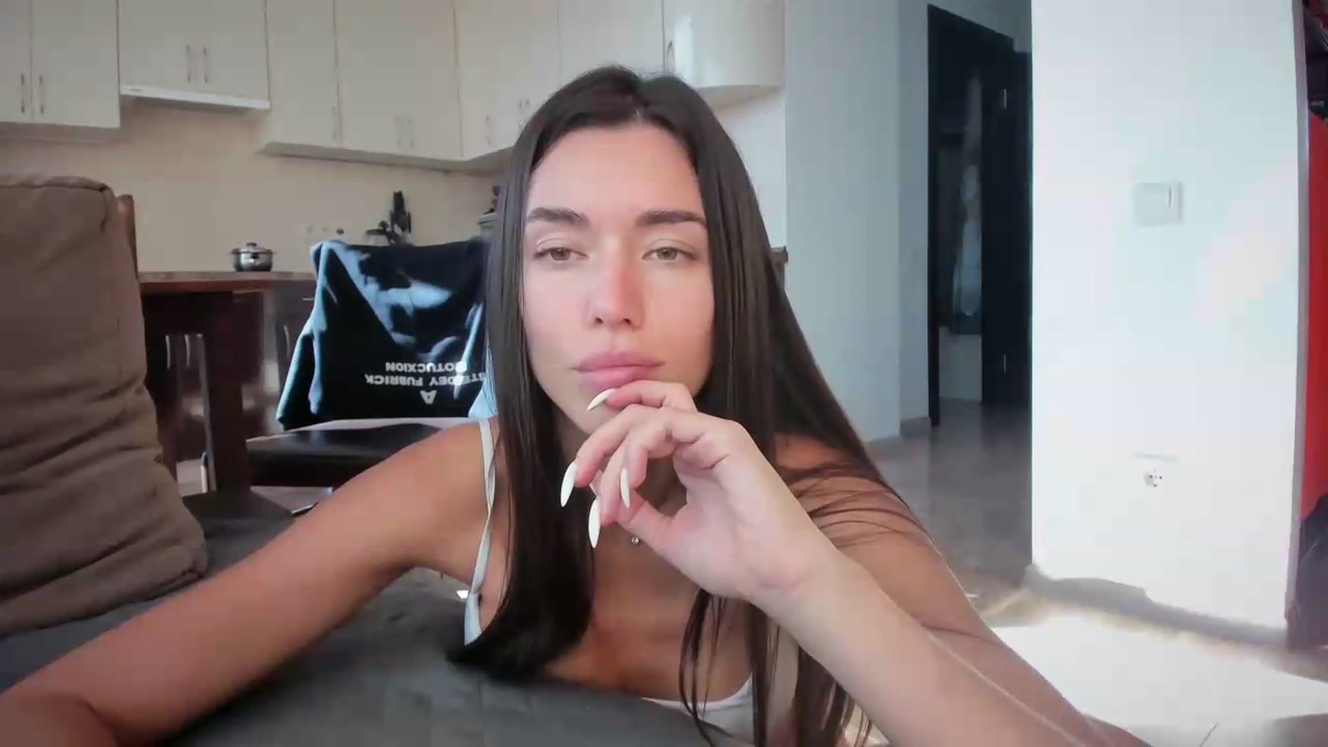 Gallery image thumbnail from laurensaenz's myfreecams stream on, 09/16/2026, 07:15 image 10 of 20