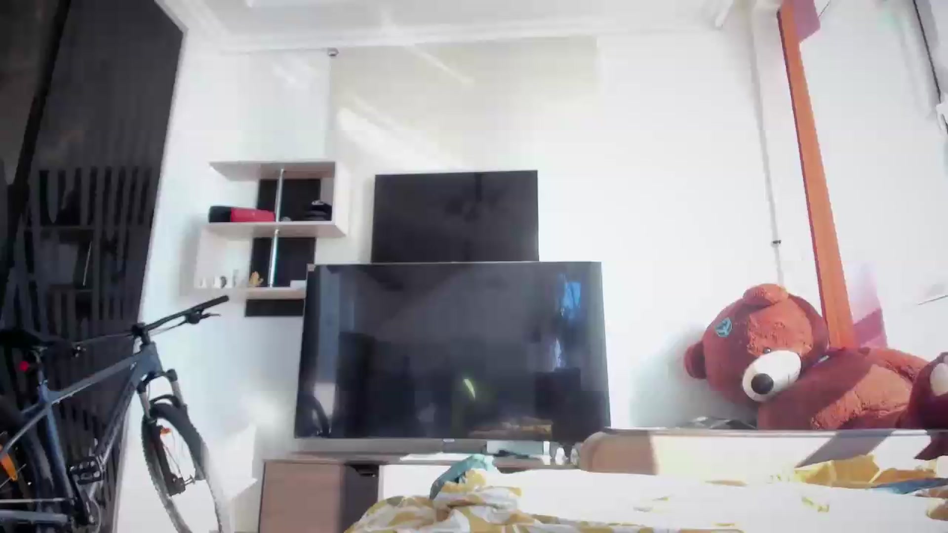 Gallery image thumbnail from laurensaenz's myfreecams stream on, 09/18/2026, 09:16 image 1 of 20