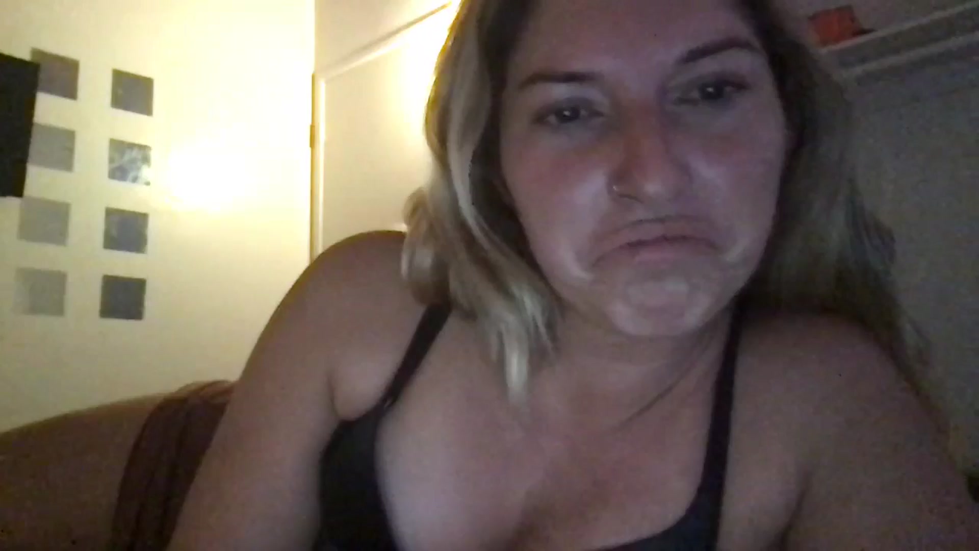 Gallery image thumbnail from lavagurl's myfreecams stream on, 09/10/2024, 11:35 image 1 of 20