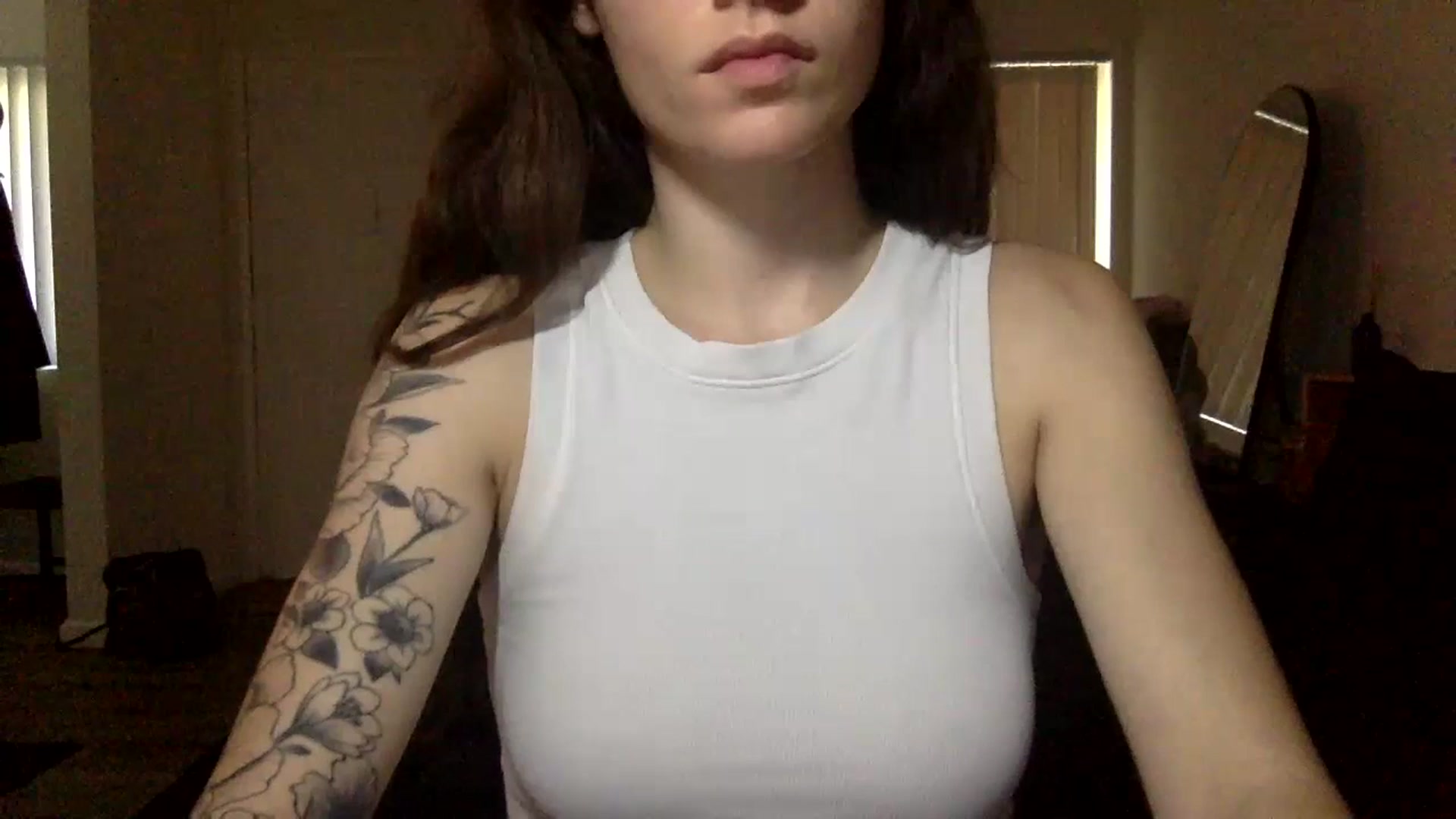 Gallery image thumbnail from laylamariee's myfreecams stream on, 07/04/2023, 23:40 image 16 of 20