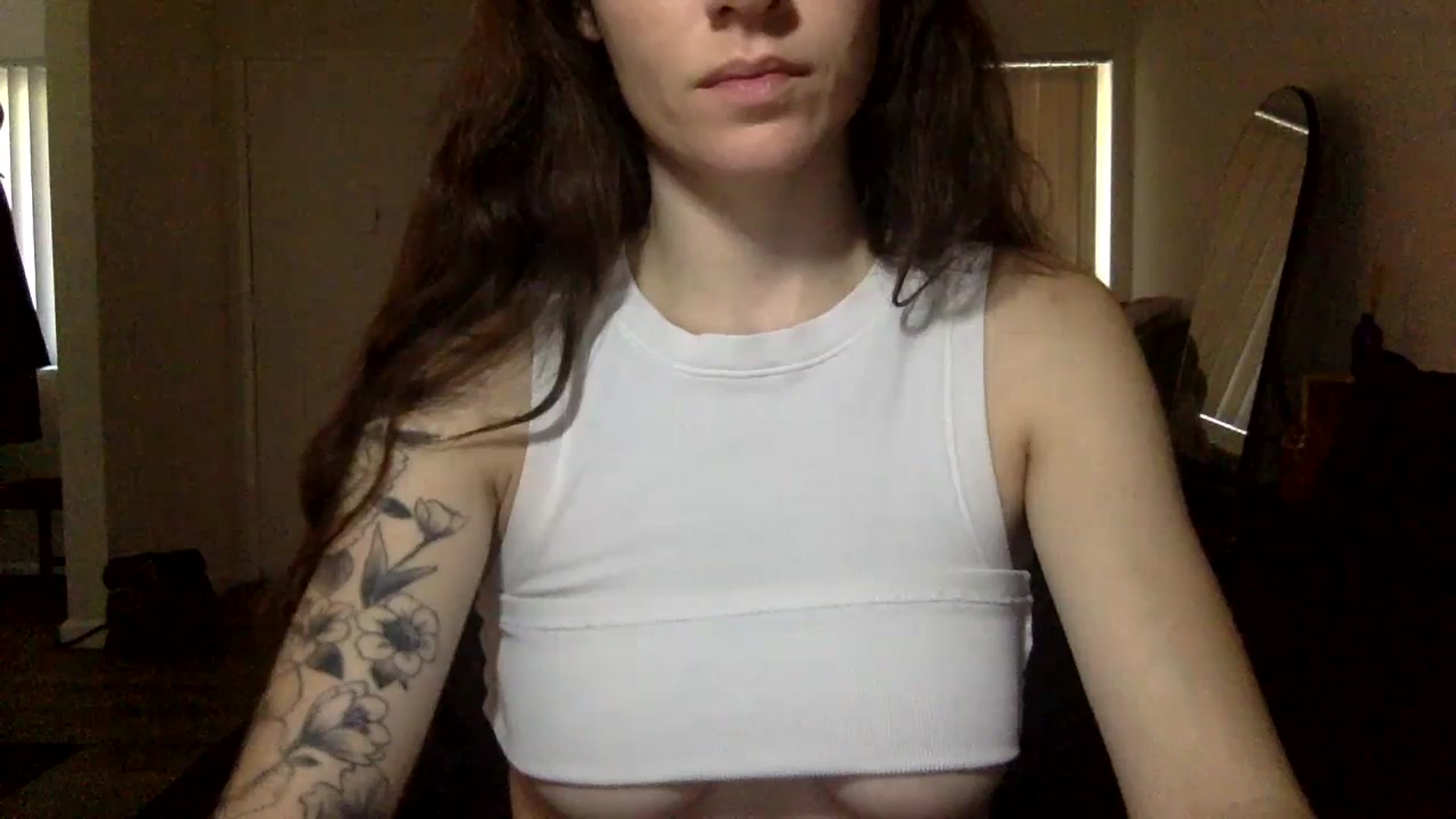 Gallery image thumbnail from laylamariee's myfreecams stream on, 07/04/2023, 23:40 image 6 of 20