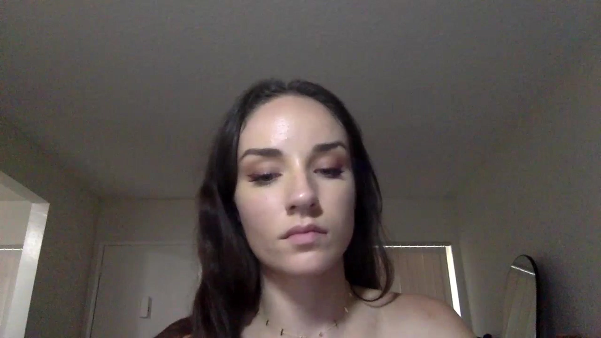 Gallery image thumbnail from laylamariee's myfreecams stream on, 07/21/2023, 24:49 image 12 of 20