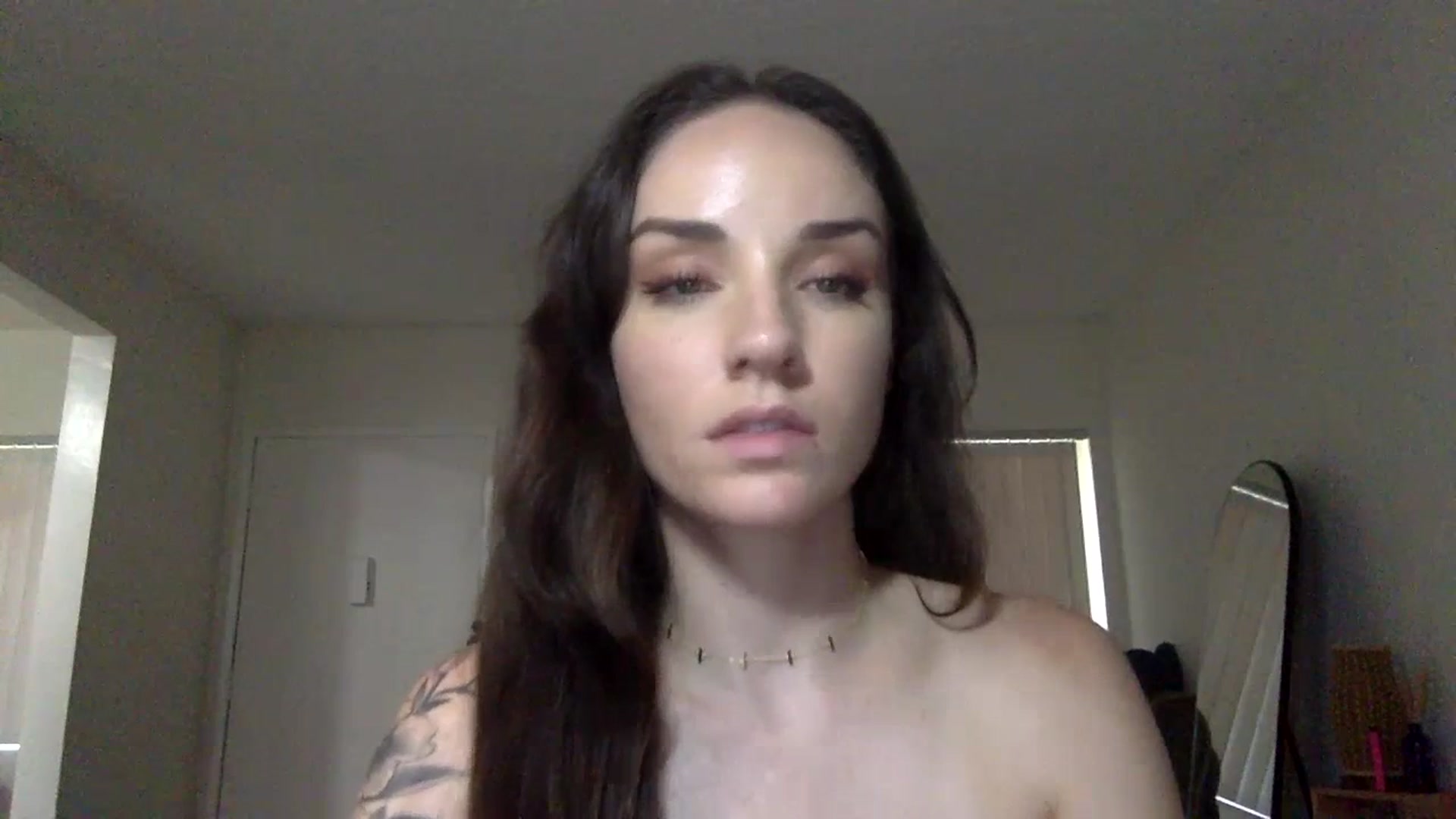 Gallery image thumbnail from laylamariee's myfreecams stream on, 07/21/2023, 24:49 image 20 of 20