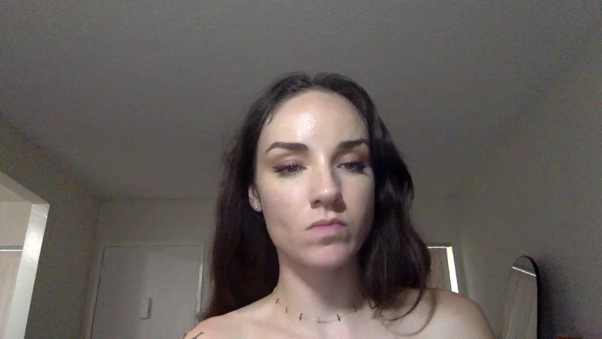 Gallery image thumbnail from laylamariee's myfreecams stream on, 07/21/2023, 24:49 image 1 of 20