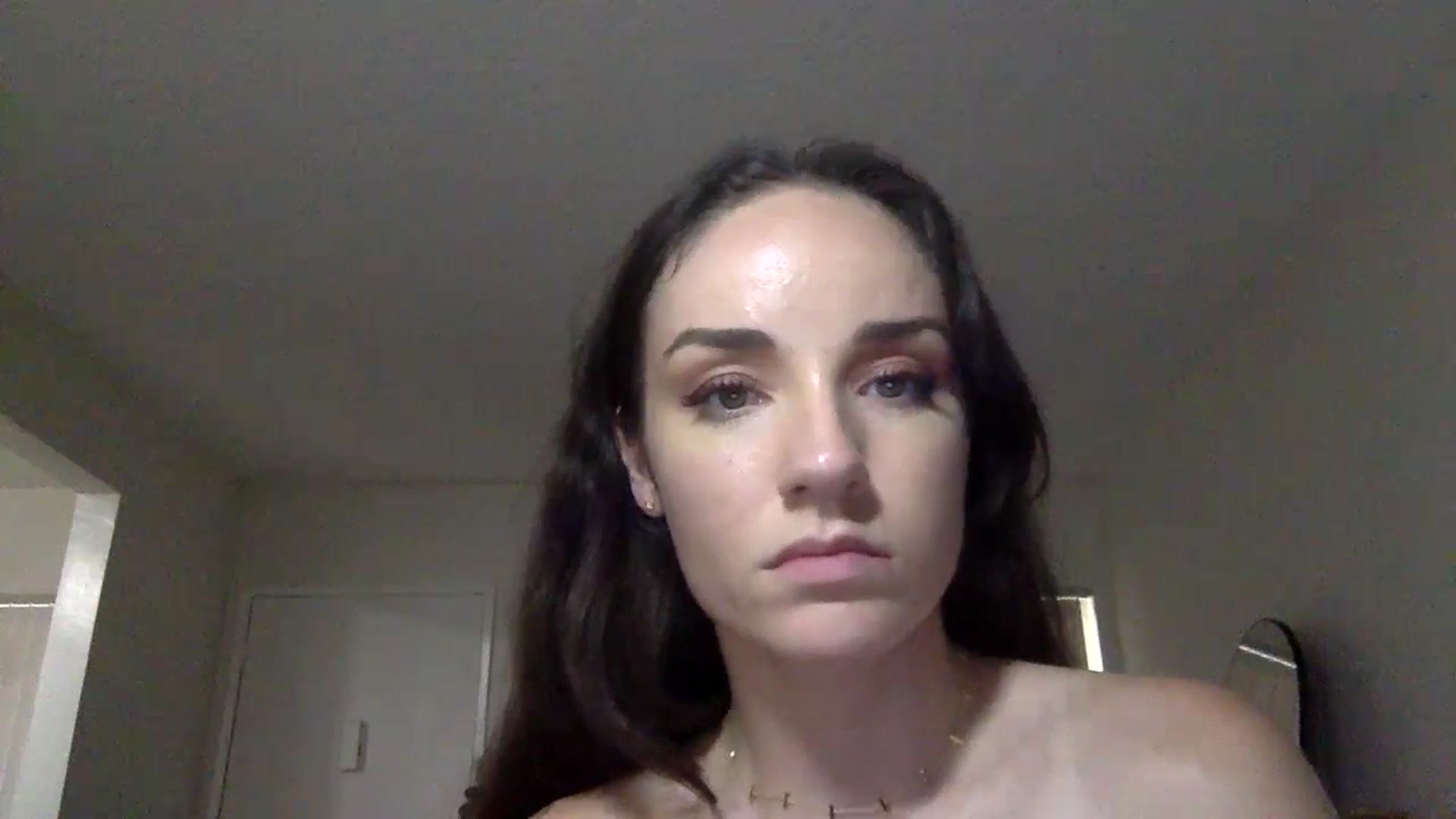 Gallery image thumbnail from laylamariee's myfreecams stream on, 07/21/2023, 24:49 image 7 of 20