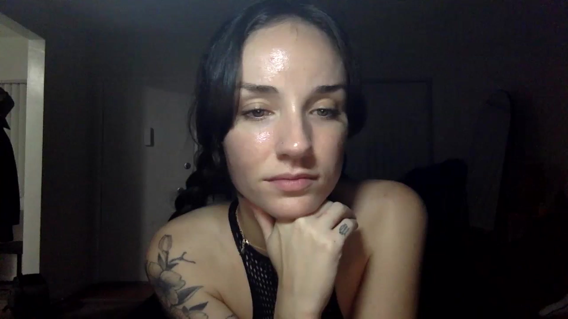 Gallery image thumbnail from laylamariee's myfreecams stream on, 08/10/2023, 03:53 image 11 of 20