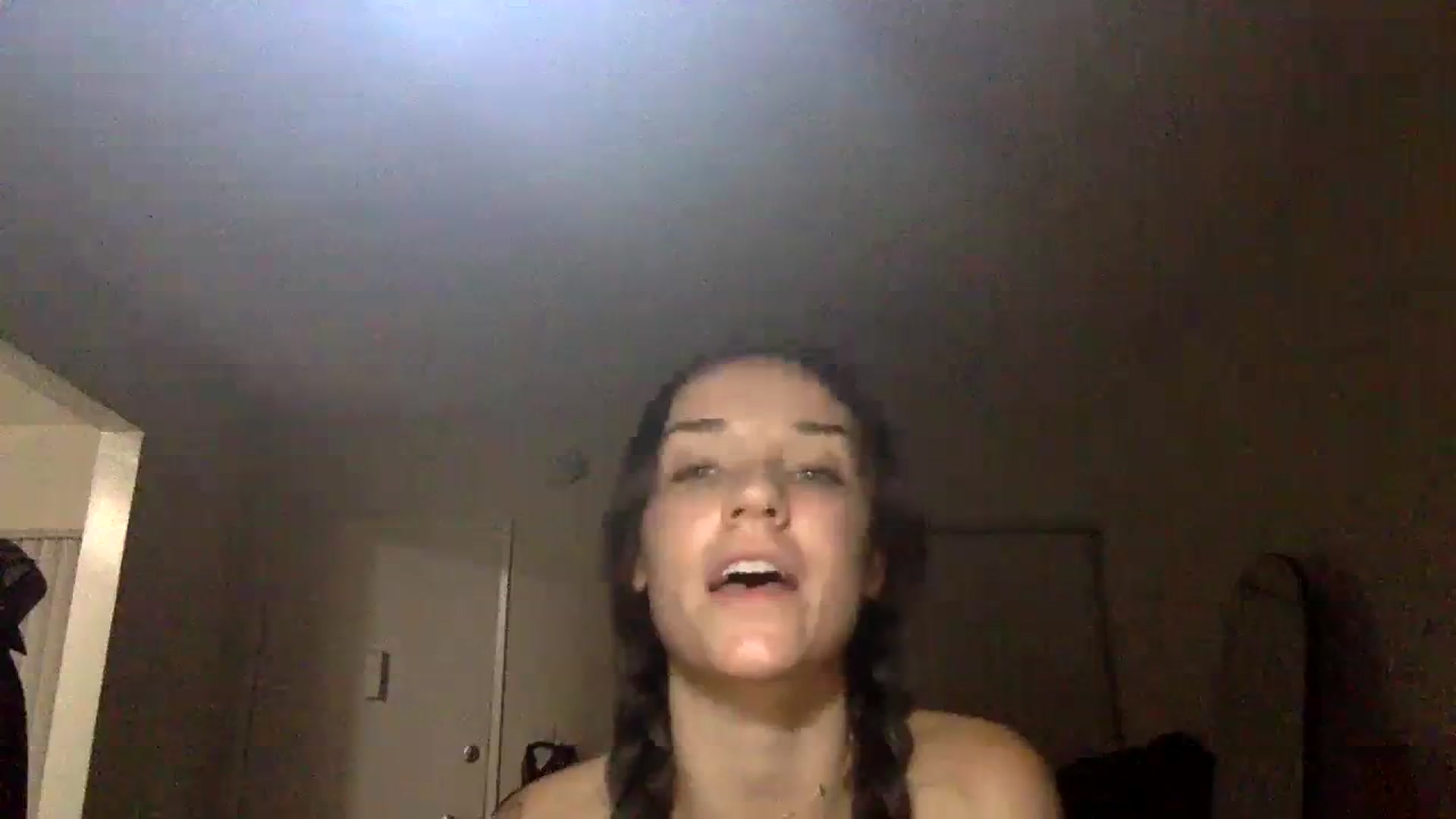 Gallery image thumbnail from laylamariee's myfreecams stream on, 08/10/2023, 03:53 image 5 of 20