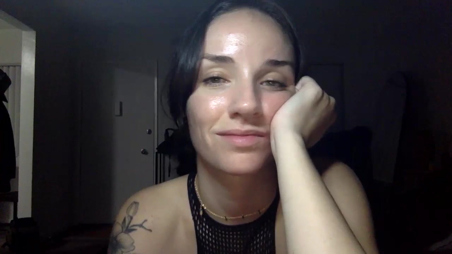 Gallery image thumbnail from laylamariee's myfreecams stream on, 08/10/2023, 03:53 image 10 of 20
