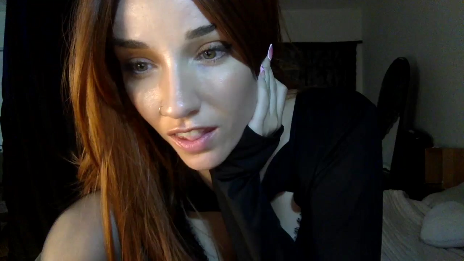 Gallery image thumbnail from laylamariee's myfreecams stream on, 09/11/2024, 02:48 image 16 of 20