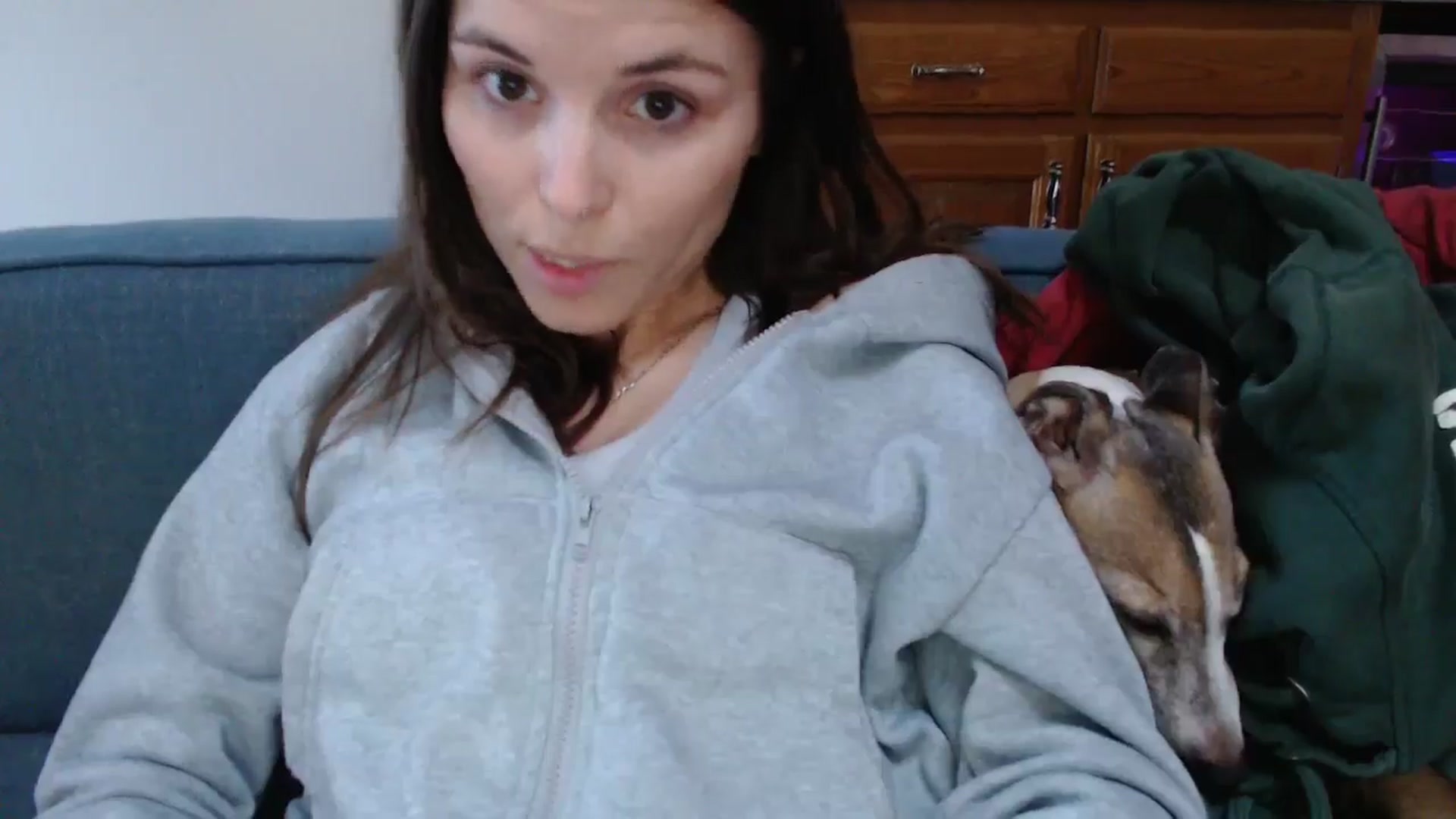 Gallery image thumbnail from le_lea's myfreecams stream on, 12/31/2024, 20:57 image 17 of 20