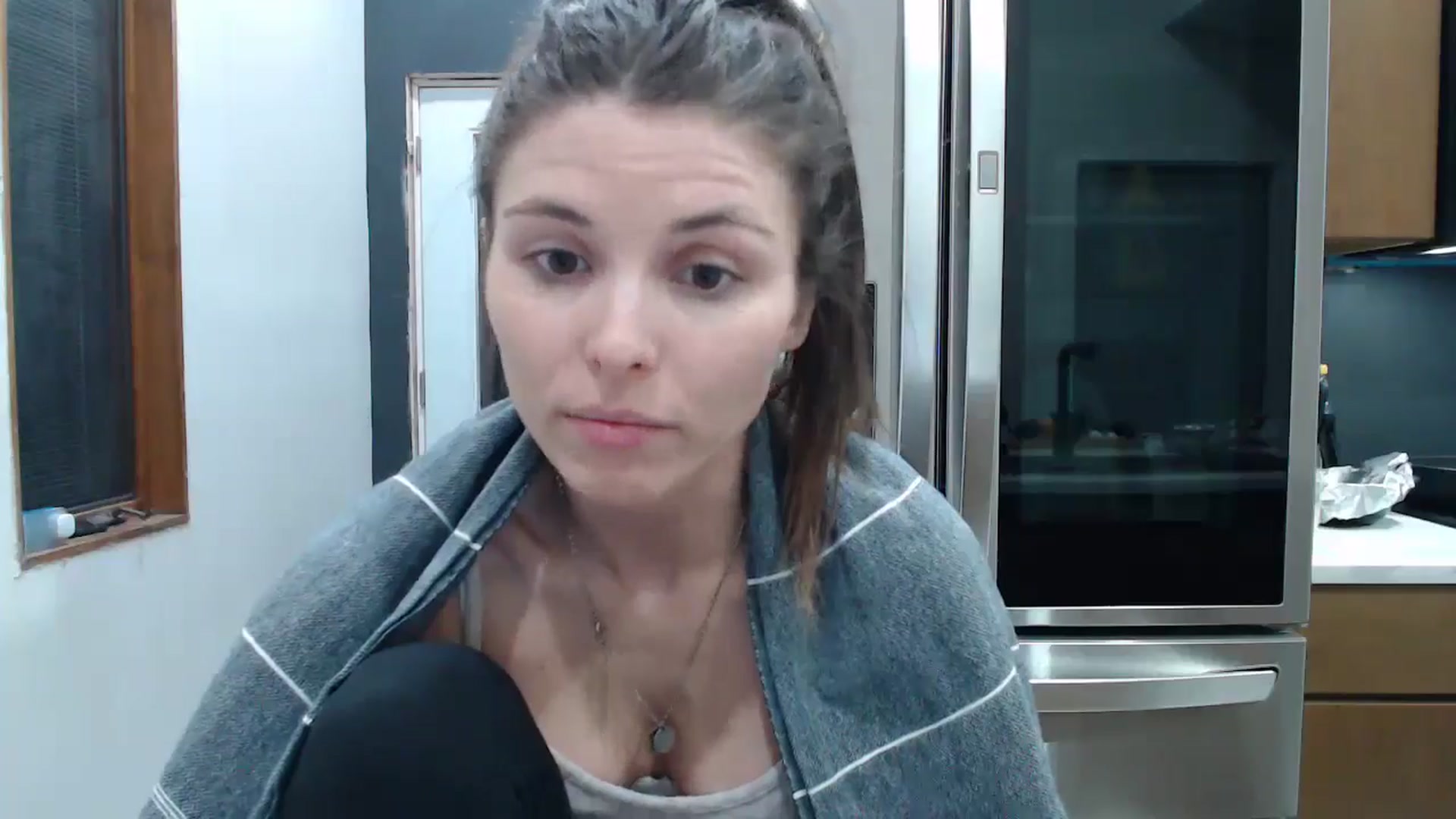 Gallery image thumbnail from le_lea's myfreecams stream on, 01/02/2025, 06:59 image 3 of 20