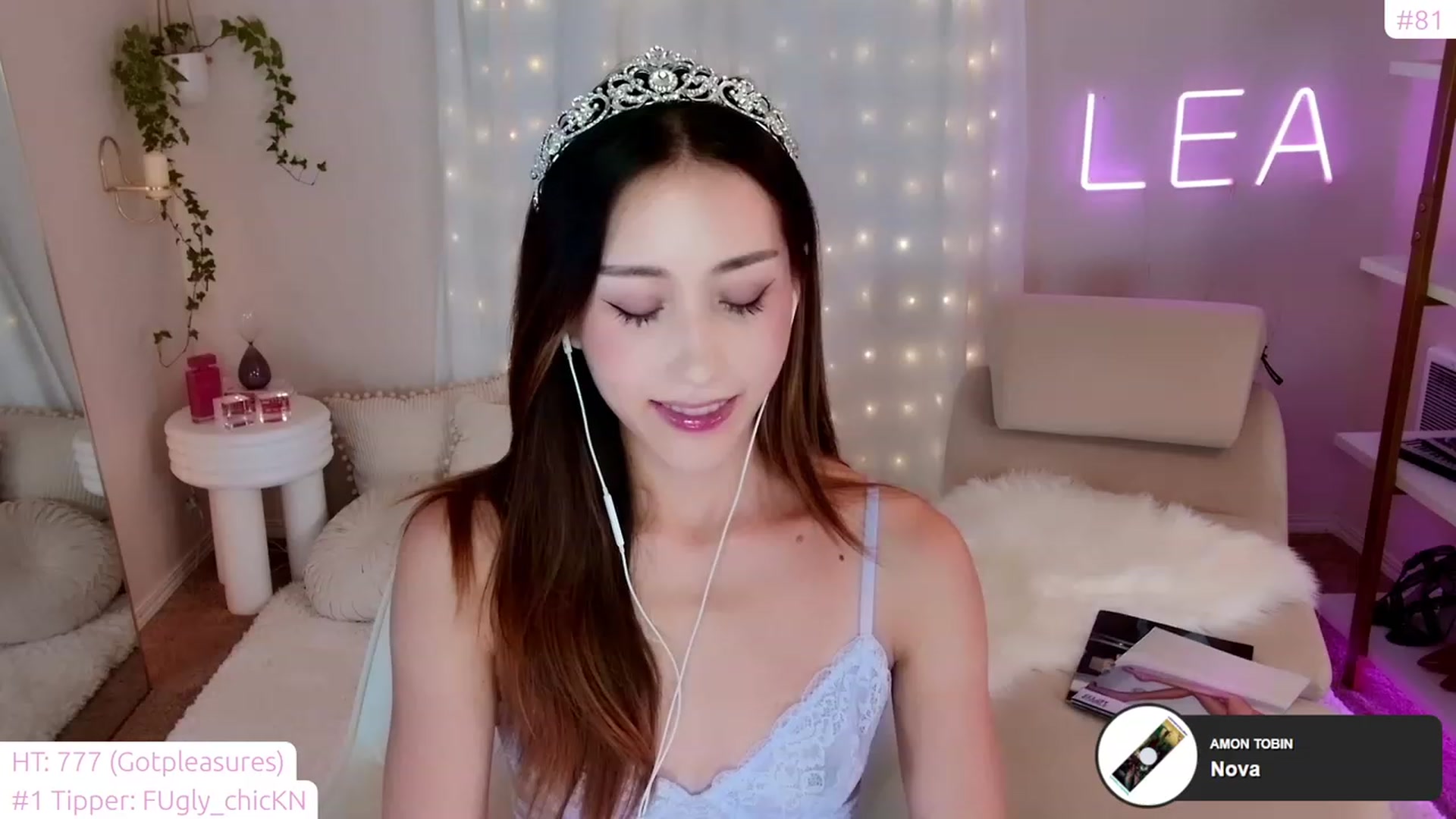 Gallery image thumbnail from lea_amano's myfreecams stream on, 11/16/2022, 08:33 image 4 of 20