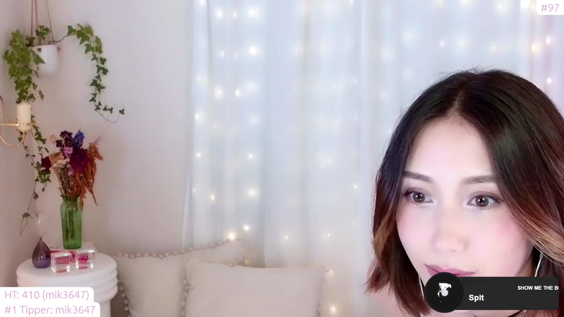 Gallery image thumbnail from lea_amano's myfreecams stream on, 11/22/2022, 05:01 image 2 of 20
