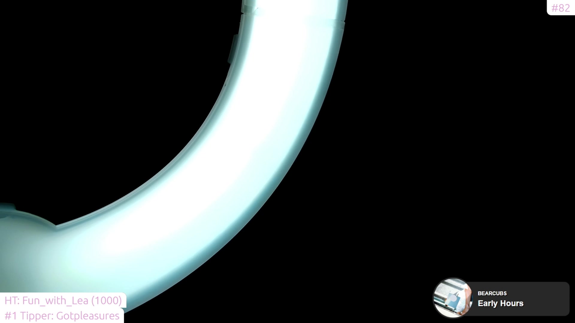 Gallery image thumbnail from lea_amano's myfreecams stream on, 12/15/2022, 05:16 image 7 of 20