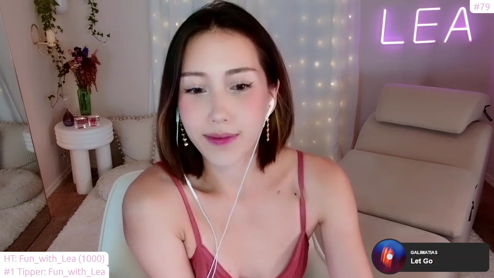 Gallery image thumbnail from lea_amano's myfreecams stream on, 12/15/2022, 05:16 image 14 of 20