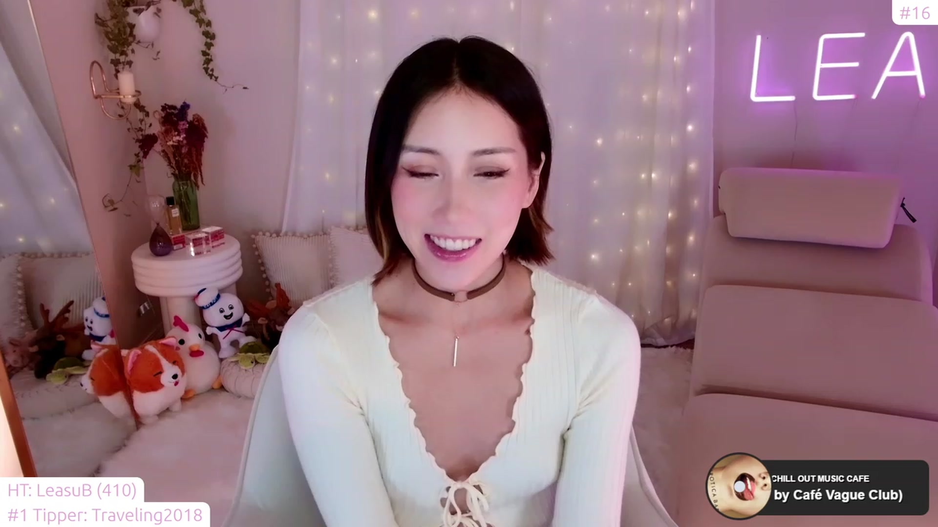 Gallery image thumbnail from lea_amano's myfreecams stream on, 02/17/2023, 05:29 image 8 of 20