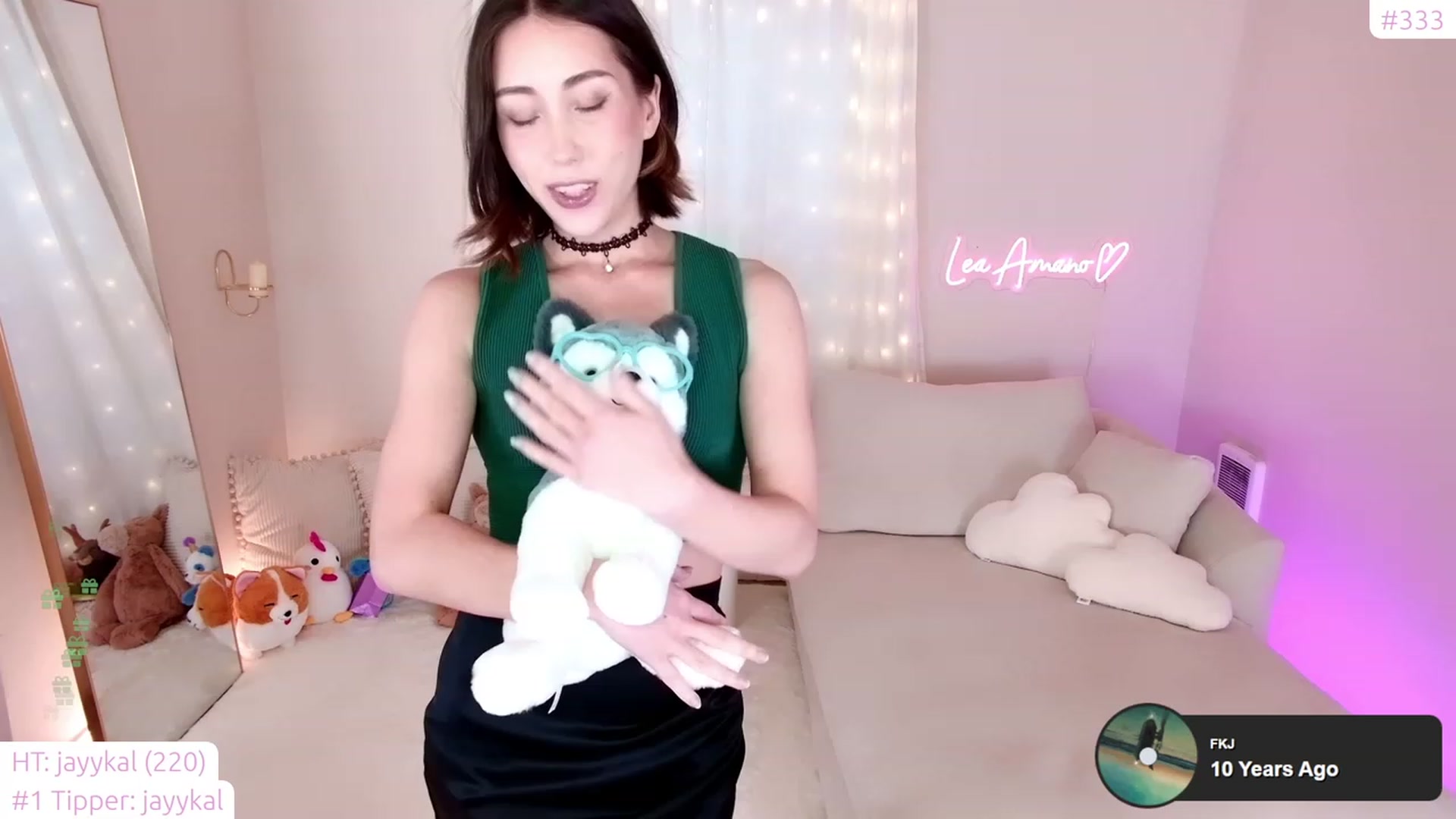 Gallery image thumbnail from lea_amano's myfreecams stream on, 05/03/2023, 05:46 image 1 of 20