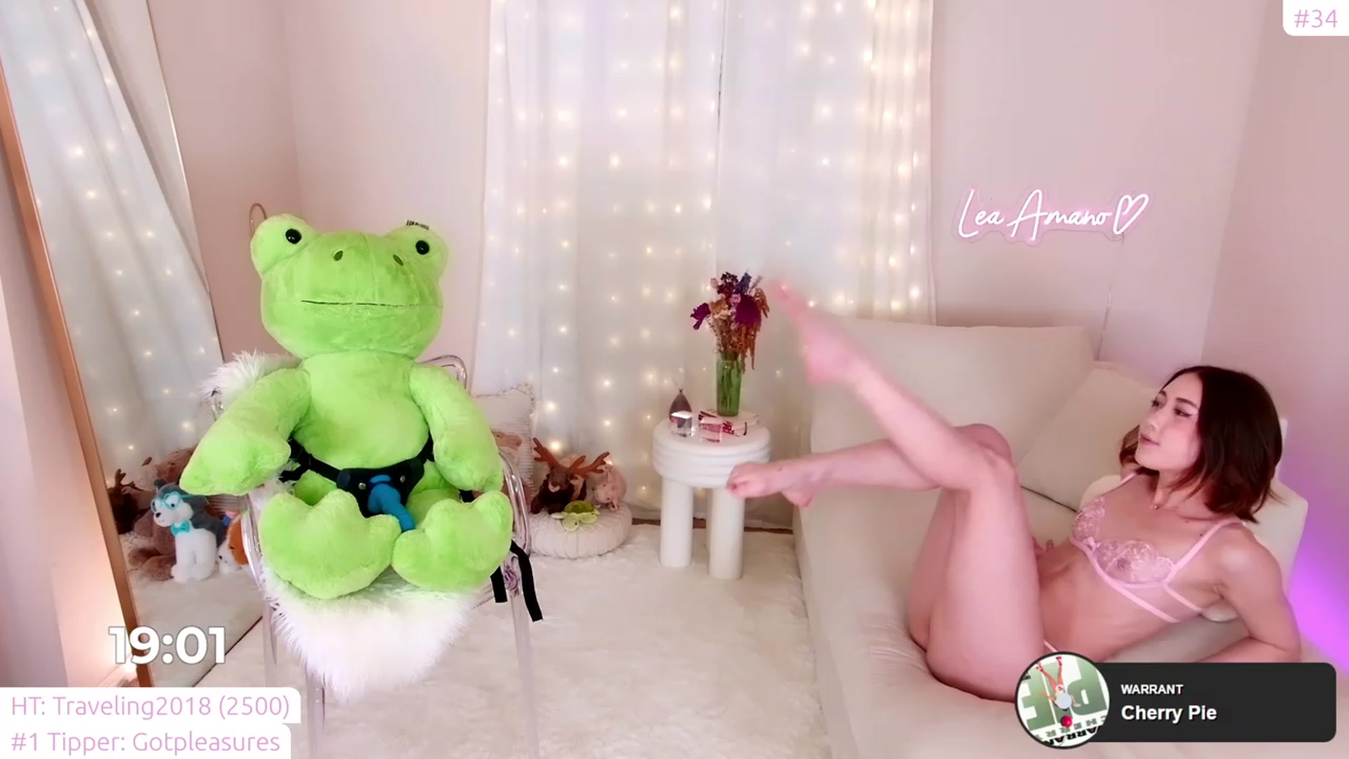 Gallery image thumbnail from lea_amano's myfreecams stream on, 05/07/2023, 05:45 image 8 of 20