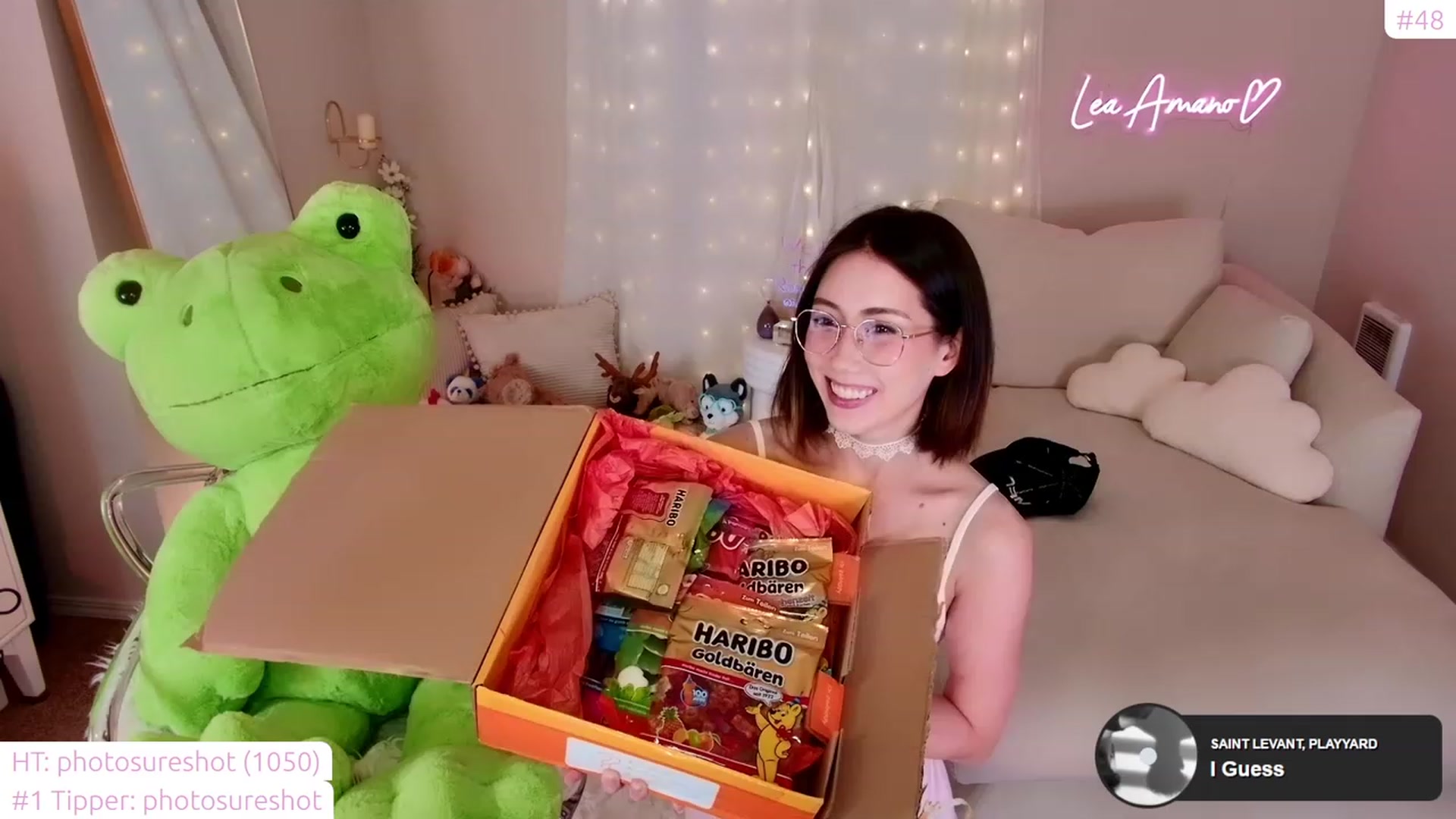 Gallery image thumbnail from lea_amano's myfreecams stream on, 05/28/2023, 06:42 image 6 of 20