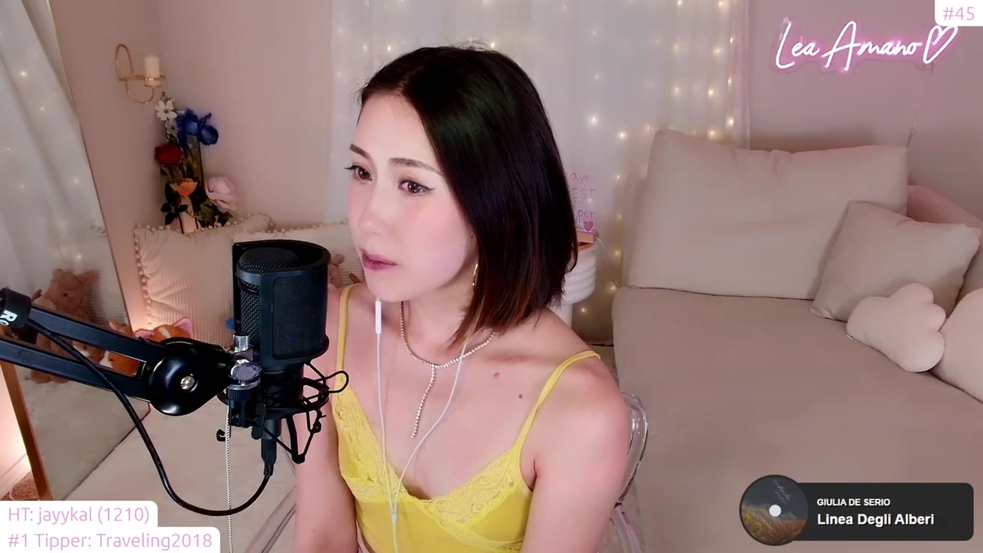 Gallery image thumbnail from lea_amano's myfreecams stream on, 05/31/2023, 06:14 image 20 of 20