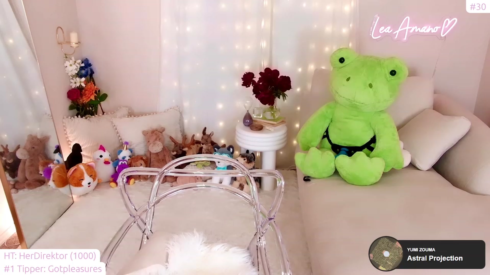 Gallery image thumbnail from lea_amano's myfreecams stream on, 06/10/2023, 04:36 image 8 of 20