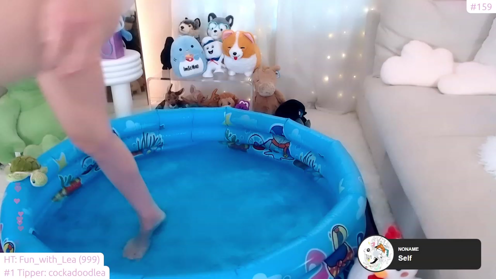Gallery image thumbnail from lea_amano's myfreecams stream on, 08/28/2023, 24:00 image 11 of 20