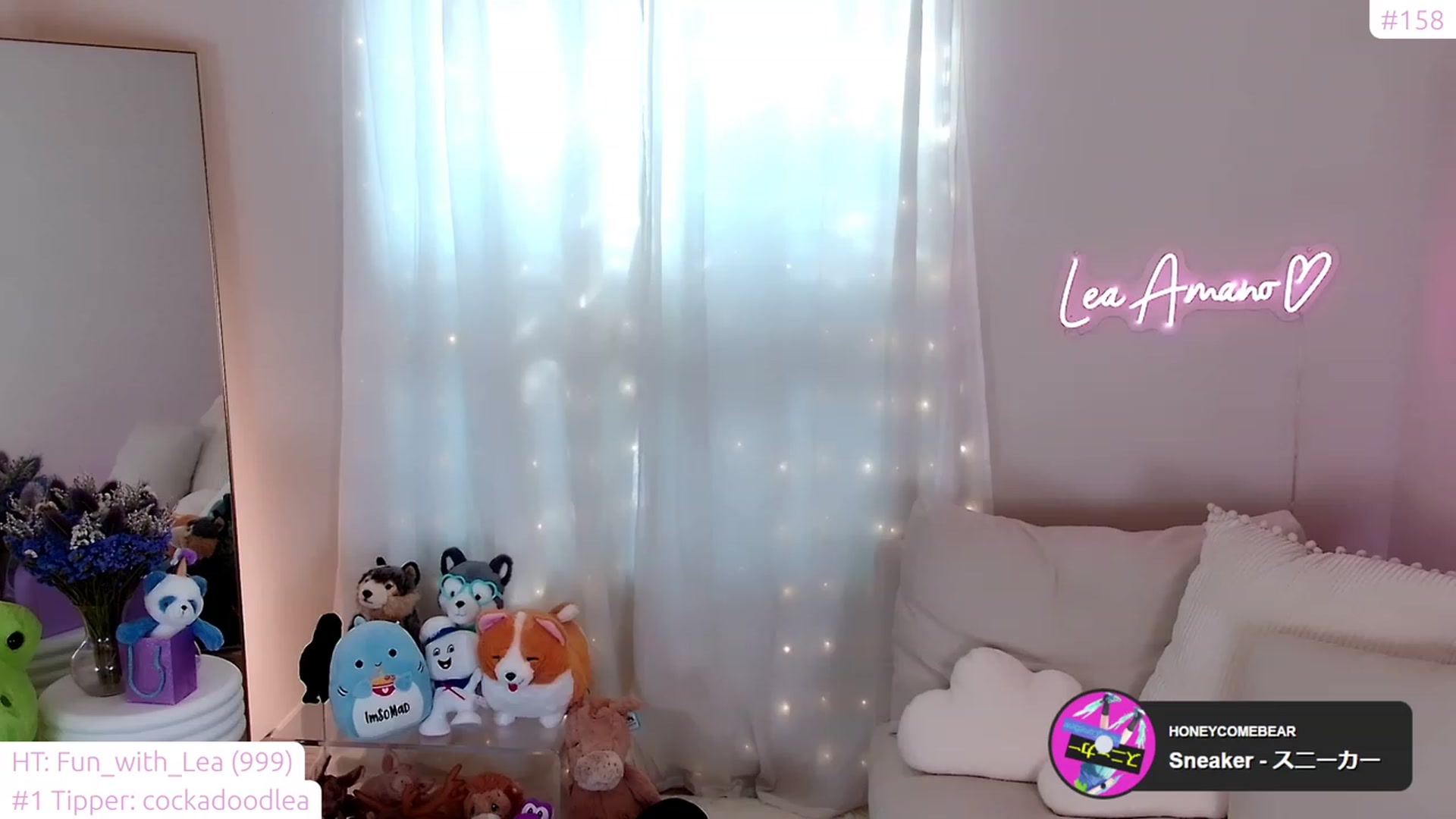 Gallery image thumbnail from lea_amano's myfreecams stream on, 08/28/2023, 24:00 image 15 of 20