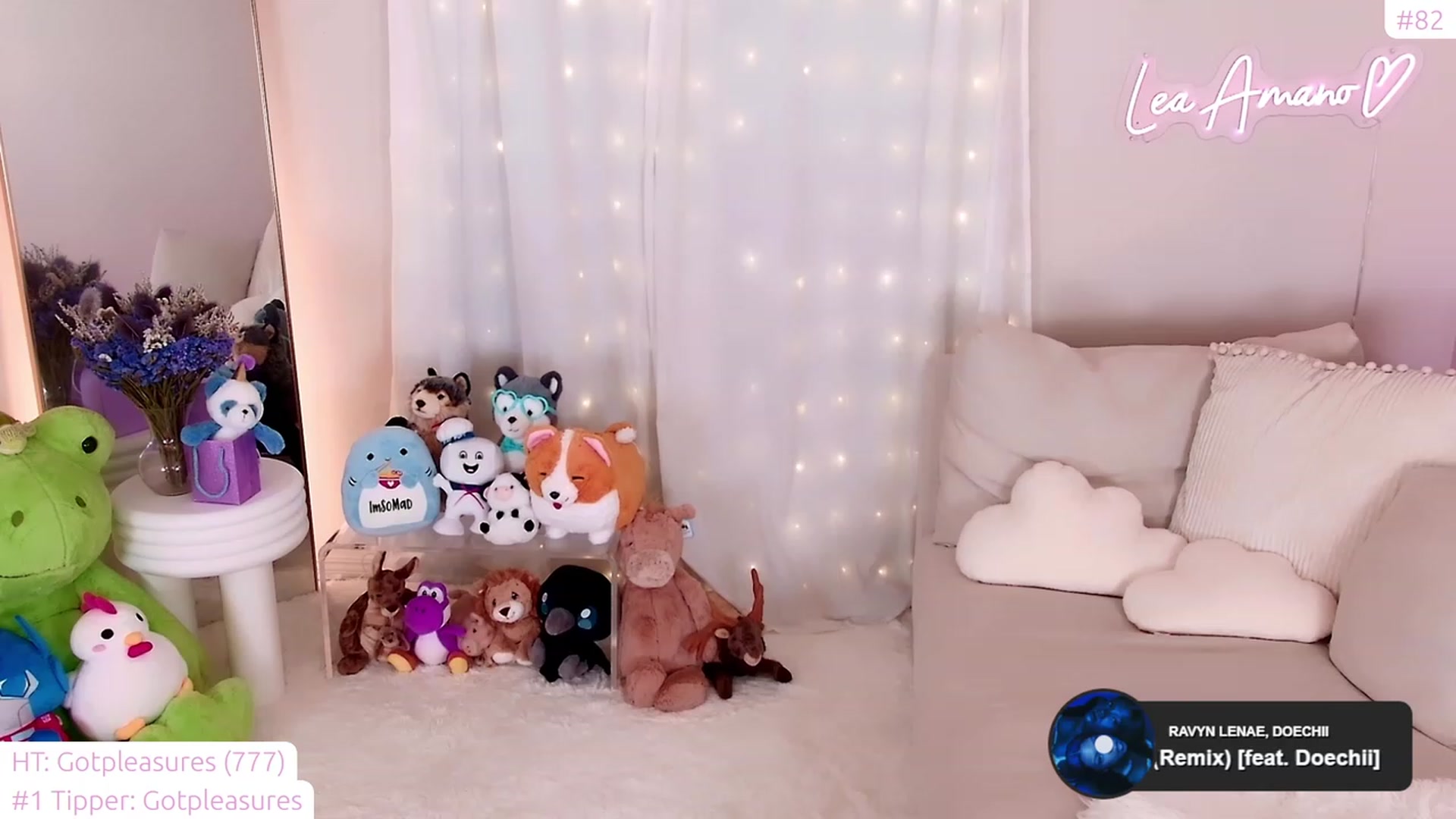 Gallery image thumbnail from lea_amano's myfreecams stream on, 09/01/2023, 04:21 image 3 of 20
