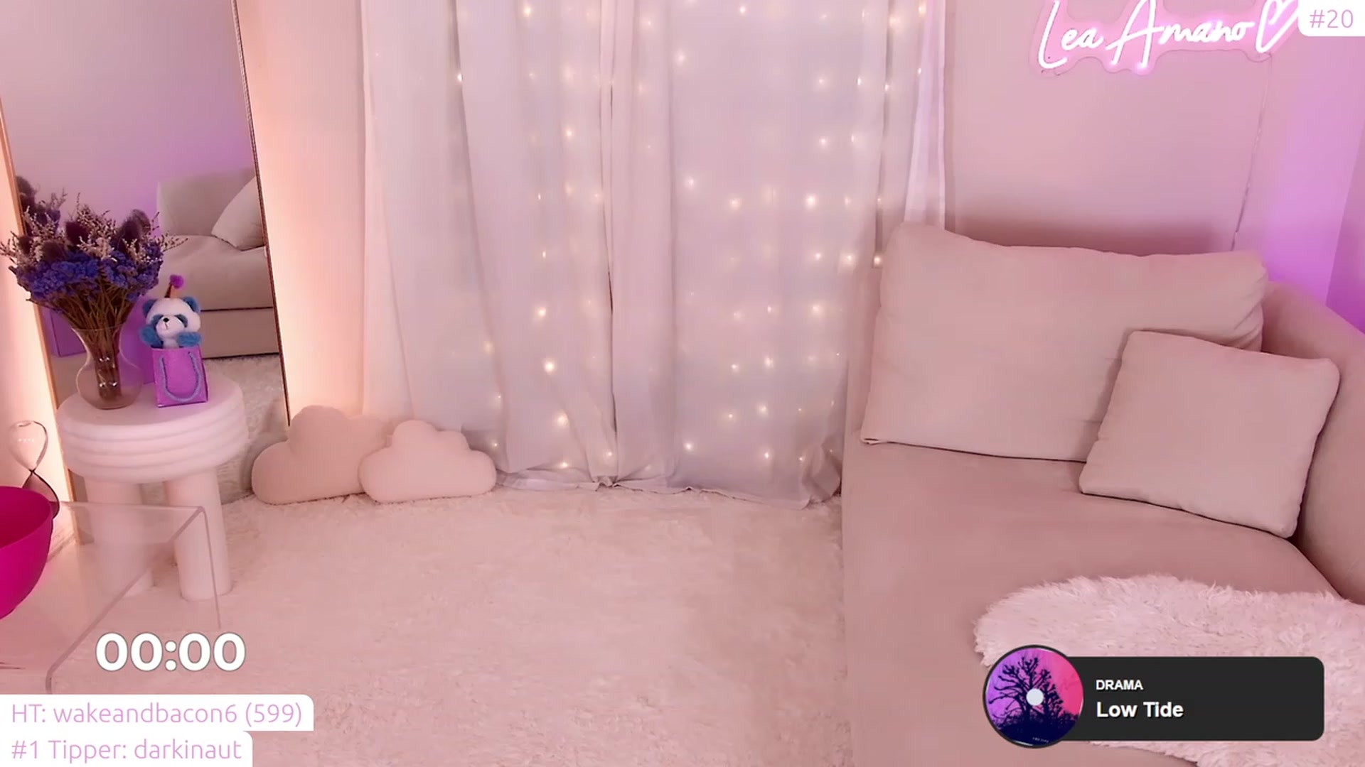 Gallery image thumbnail from lea_amano's myfreecams stream on, 09/20/2023, 03:23 image 17 of 20