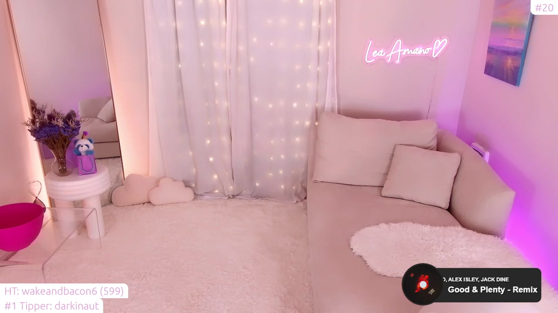 Gallery image thumbnail from lea_amano's myfreecams stream on, 09/20/2023, 04:11 image 19 of 20