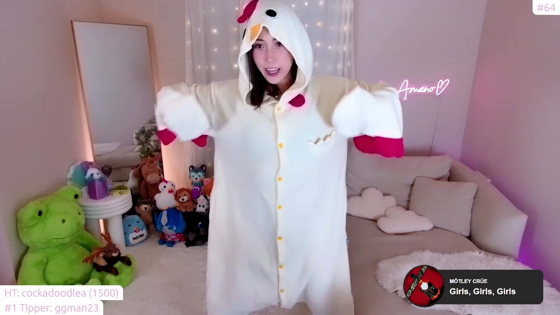 Gallery image thumbnail from lea_amano's myfreecams stream on, 11/19/2023, 04:50 image 14 of 20