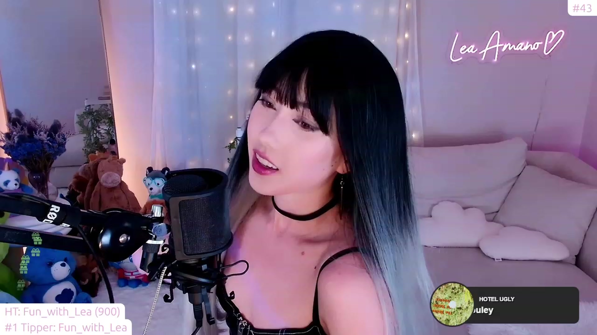 Gallery image thumbnail from lea_amano's myfreecams stream on, 11/29/2023, 09:34 image 5 of 20