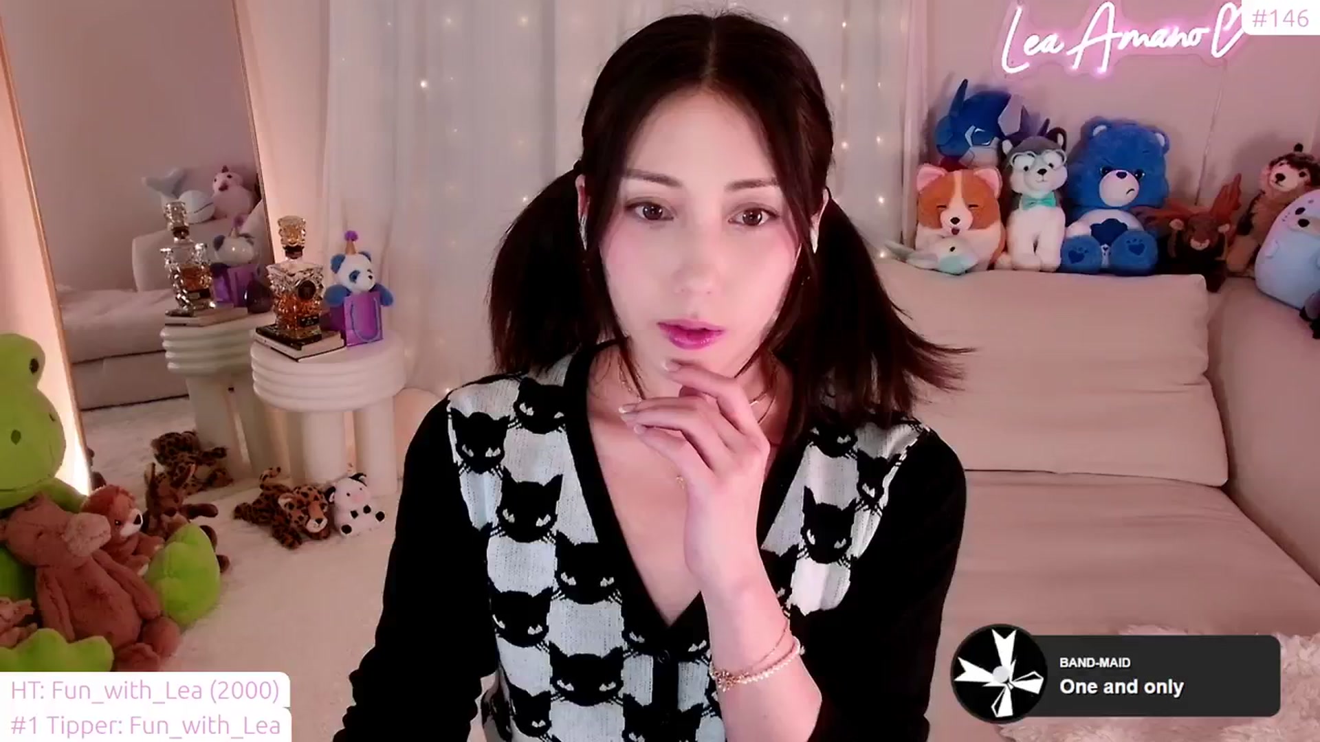 Gallery image thumbnail from lea_amano's myfreecams stream on, 01/19/2024, 05:52 image 4 of 20