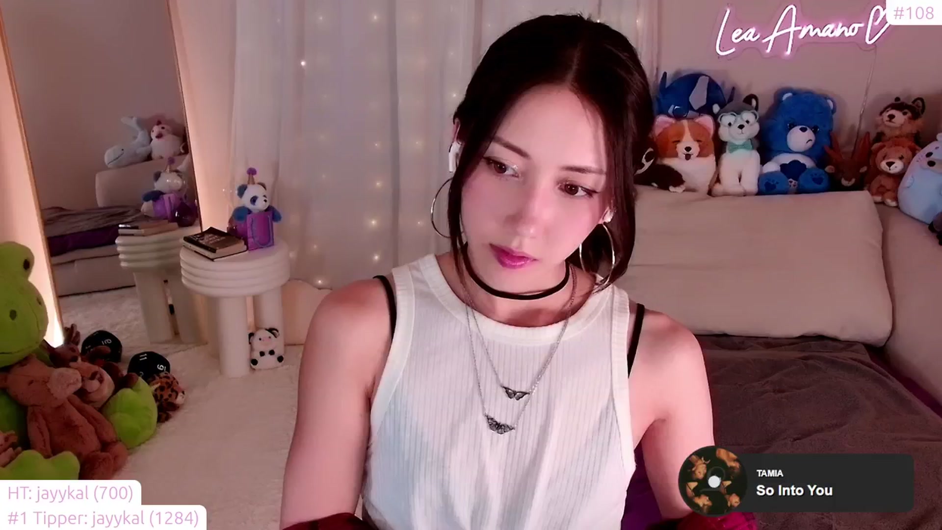Gallery image thumbnail from lea_amano's myfreecams stream on, 01/26/2024, 05:47 image 14 of 20