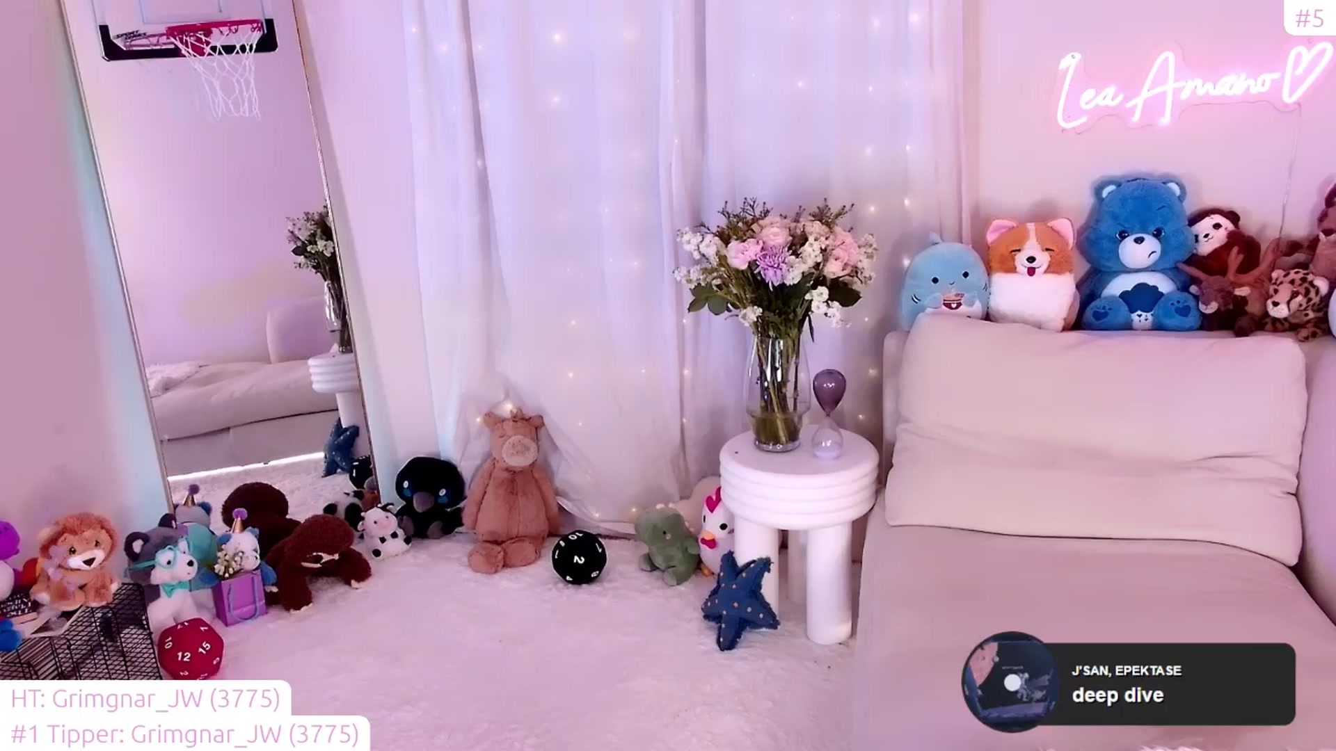 Gallery image thumbnail from lea_amano's myfreecams stream on, 03/24/2024, 06:49 image 18 of 20