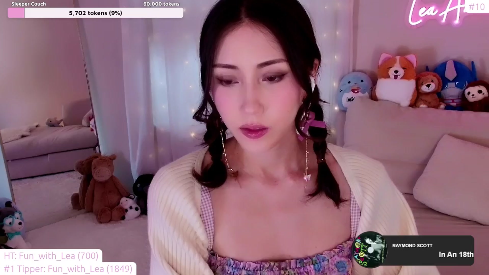 Gallery image thumbnail from lea_amano's myfreecams stream on, 04/11/2024, 21:11 image 5 of 20