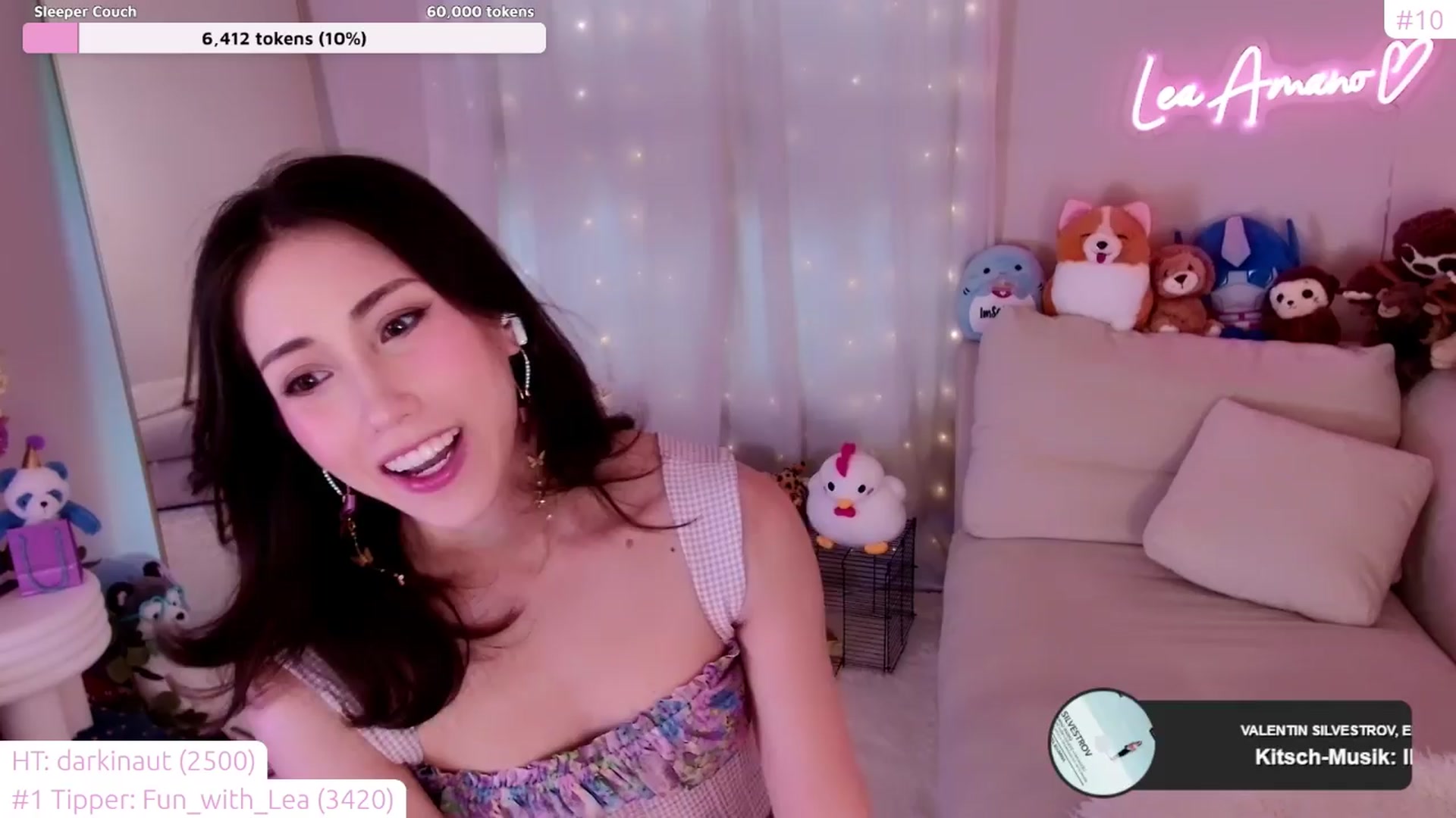 Gallery image thumbnail from lea_amano's myfreecams stream on, 04/11/2024, 21:11 image 13 of 20