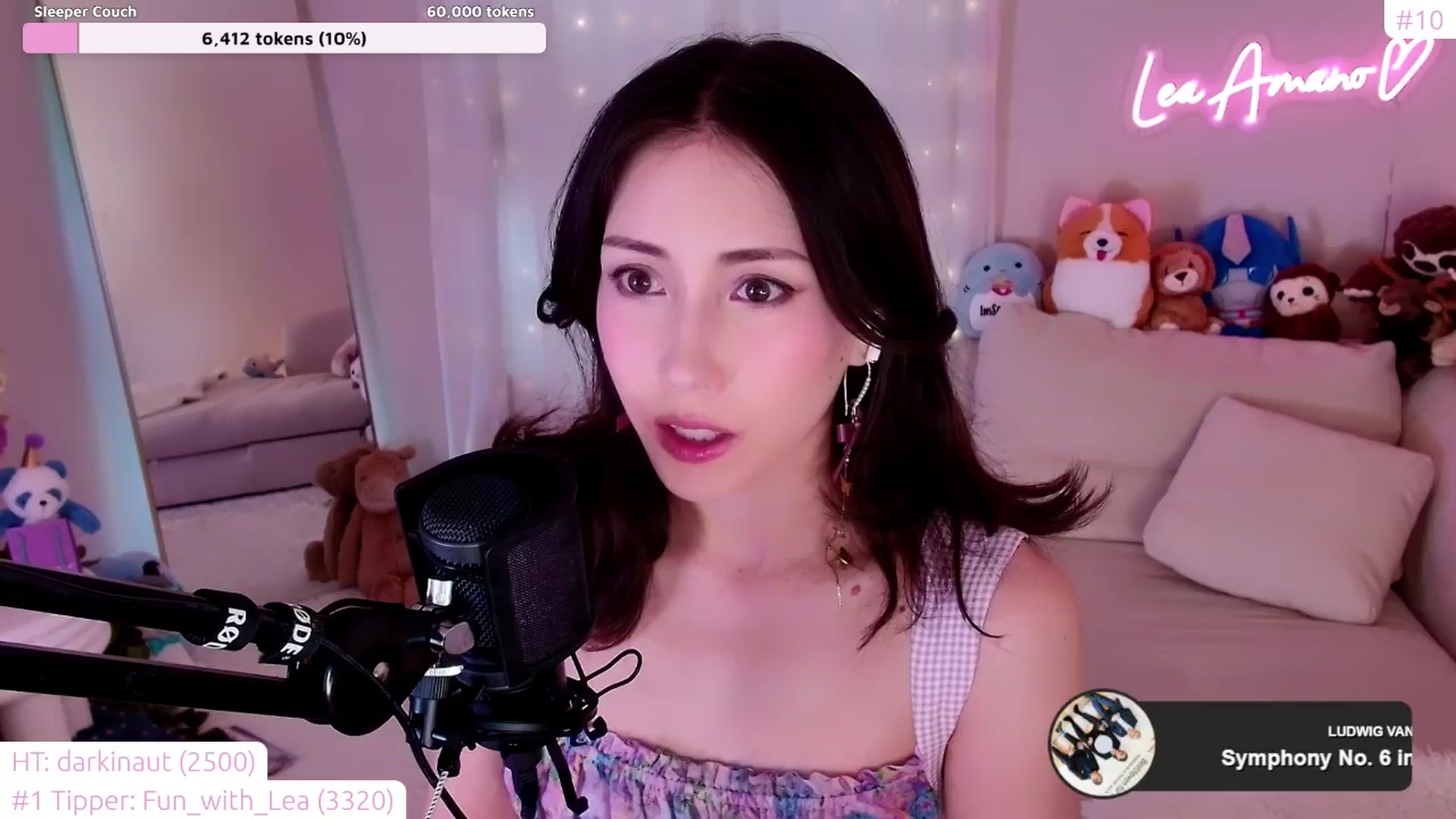 Gallery image thumbnail from lea_amano's myfreecams stream on, 04/11/2024, 21:11 image 12 of 20