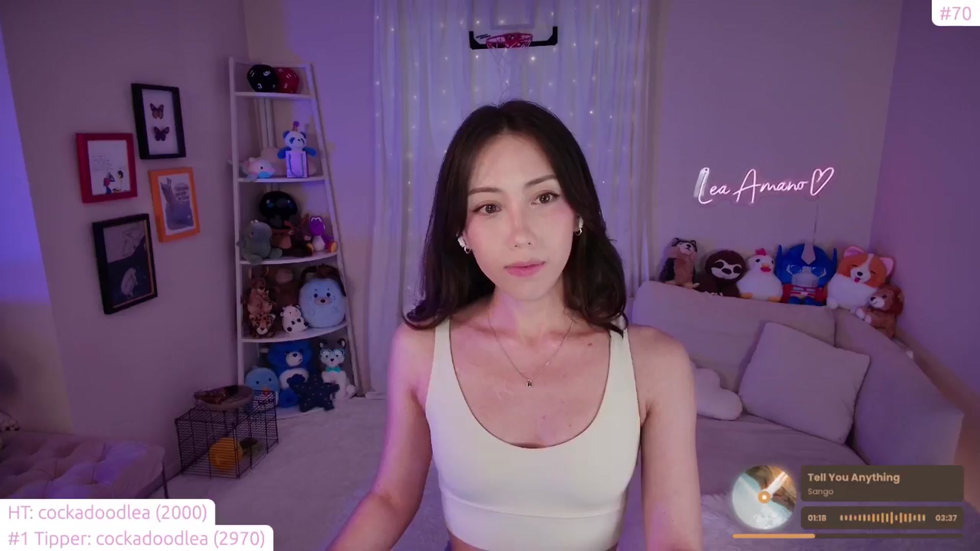 Gallery image thumbnail from lea_amano's myfreecams stream on, 05/31/2024, 01:22 image 17 of 20