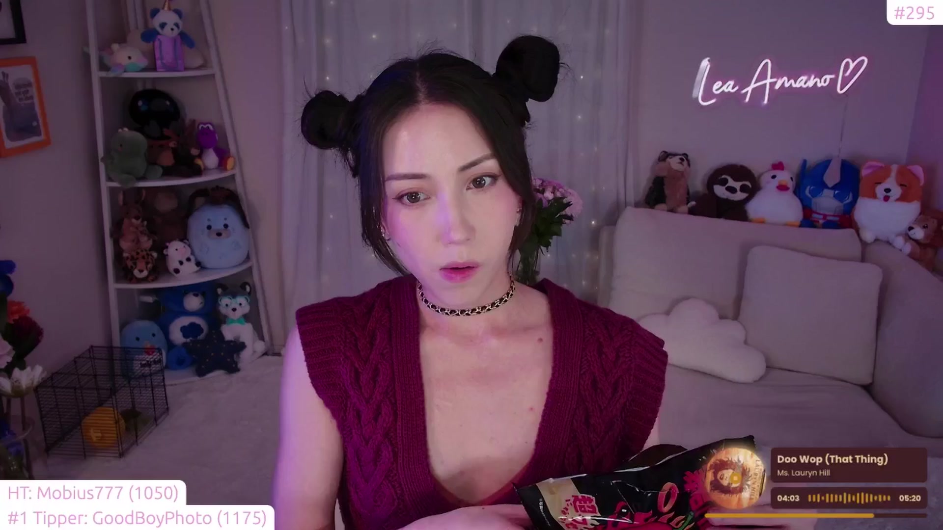 Gallery image thumbnail from lea_amano's myfreecams stream on, 06/05/2024, 05:10 image 7 of 20