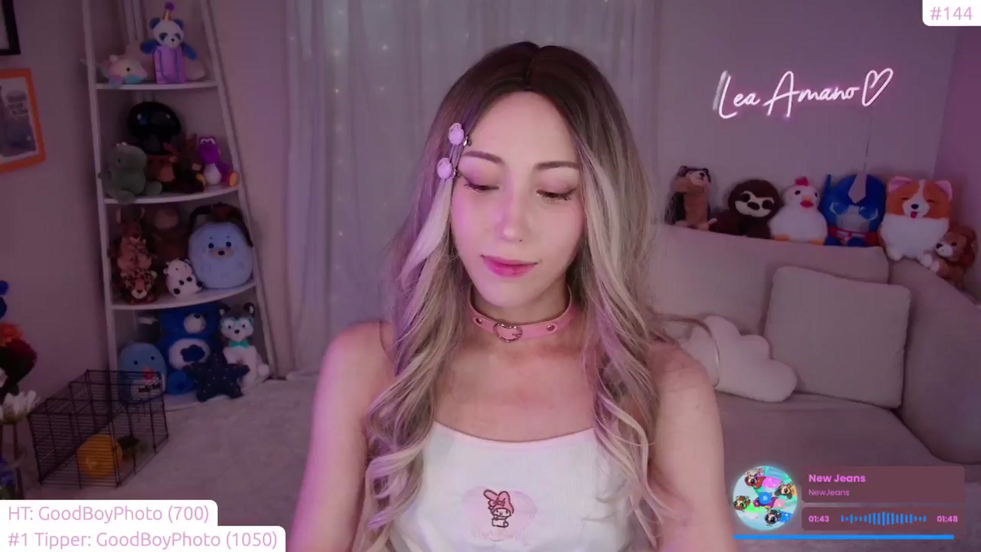 Gallery image thumbnail from lea_amano's myfreecams stream on, 06/06/2024, 04:07 image 3 of 20
