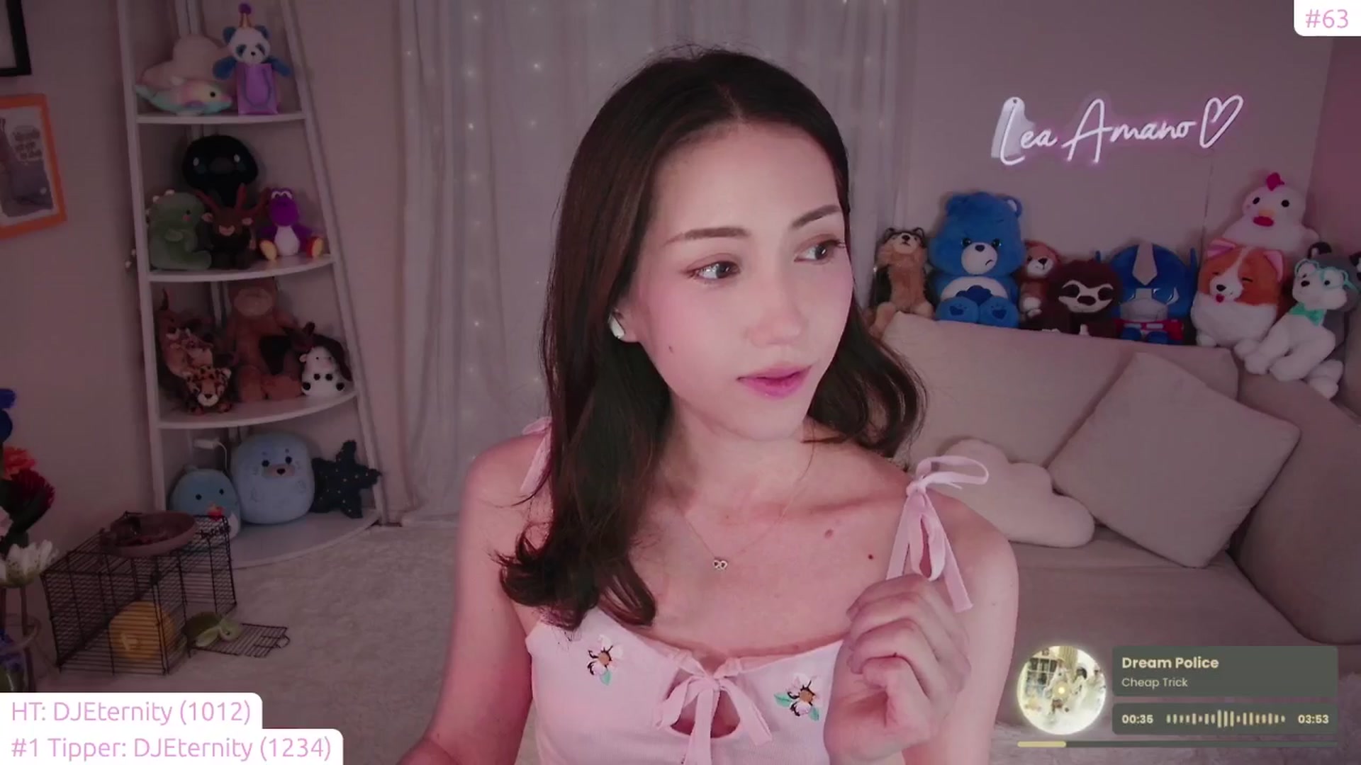 Gallery image thumbnail from lea_amano's myfreecams stream on, 06/08/2024, 05:15 image 2 of 20