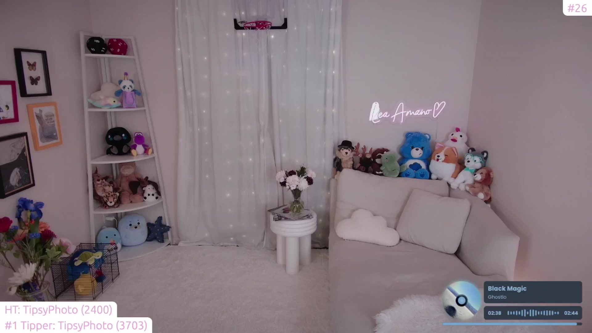 Gallery image thumbnail from lea_amano's myfreecams stream on, 06/15/2024, 05:11 image 19 of 20
