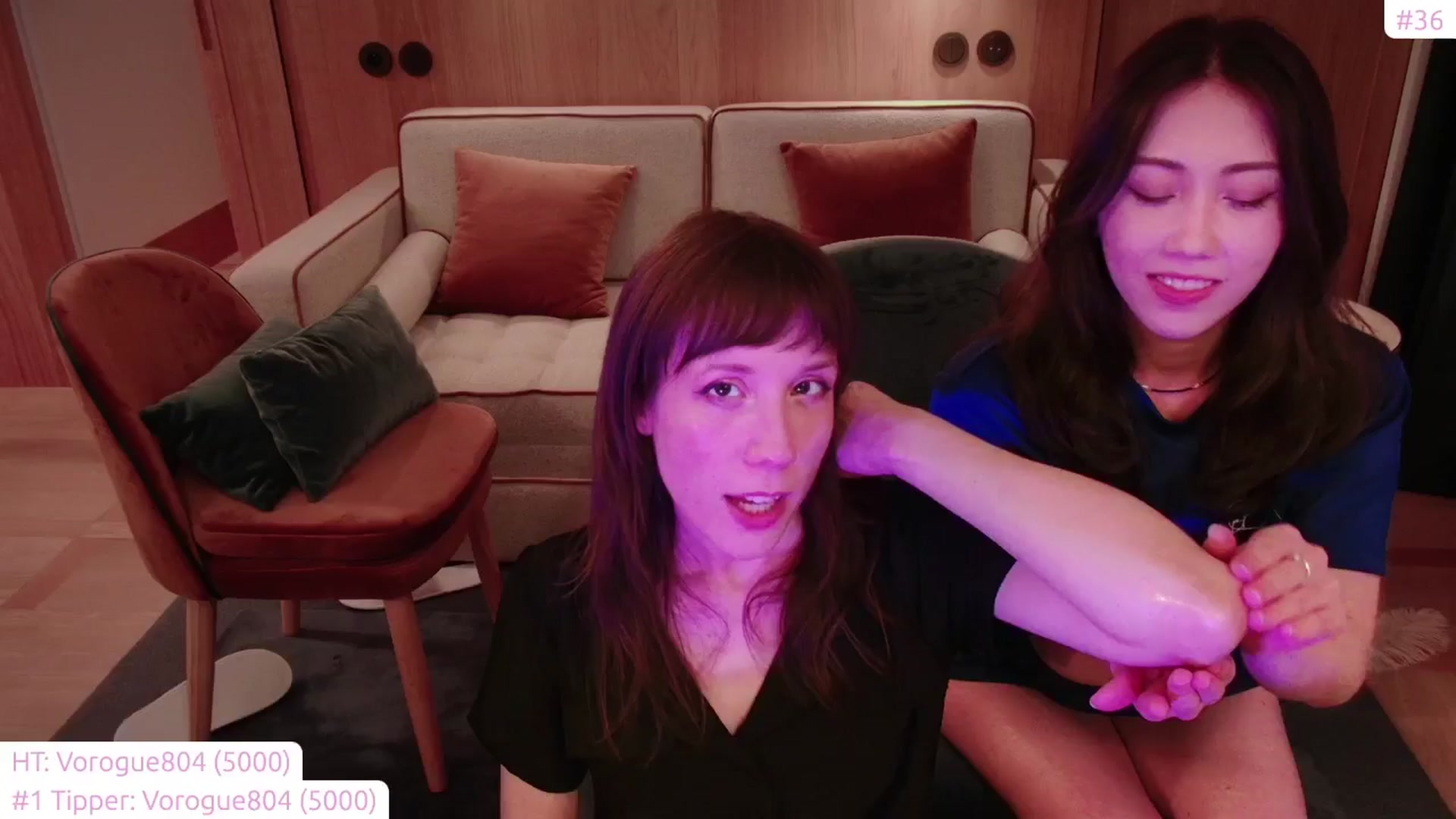Gallery image thumbnail from lea_amano's myfreecams stream on, 07/02/2024, 20:38 image 18 of 20