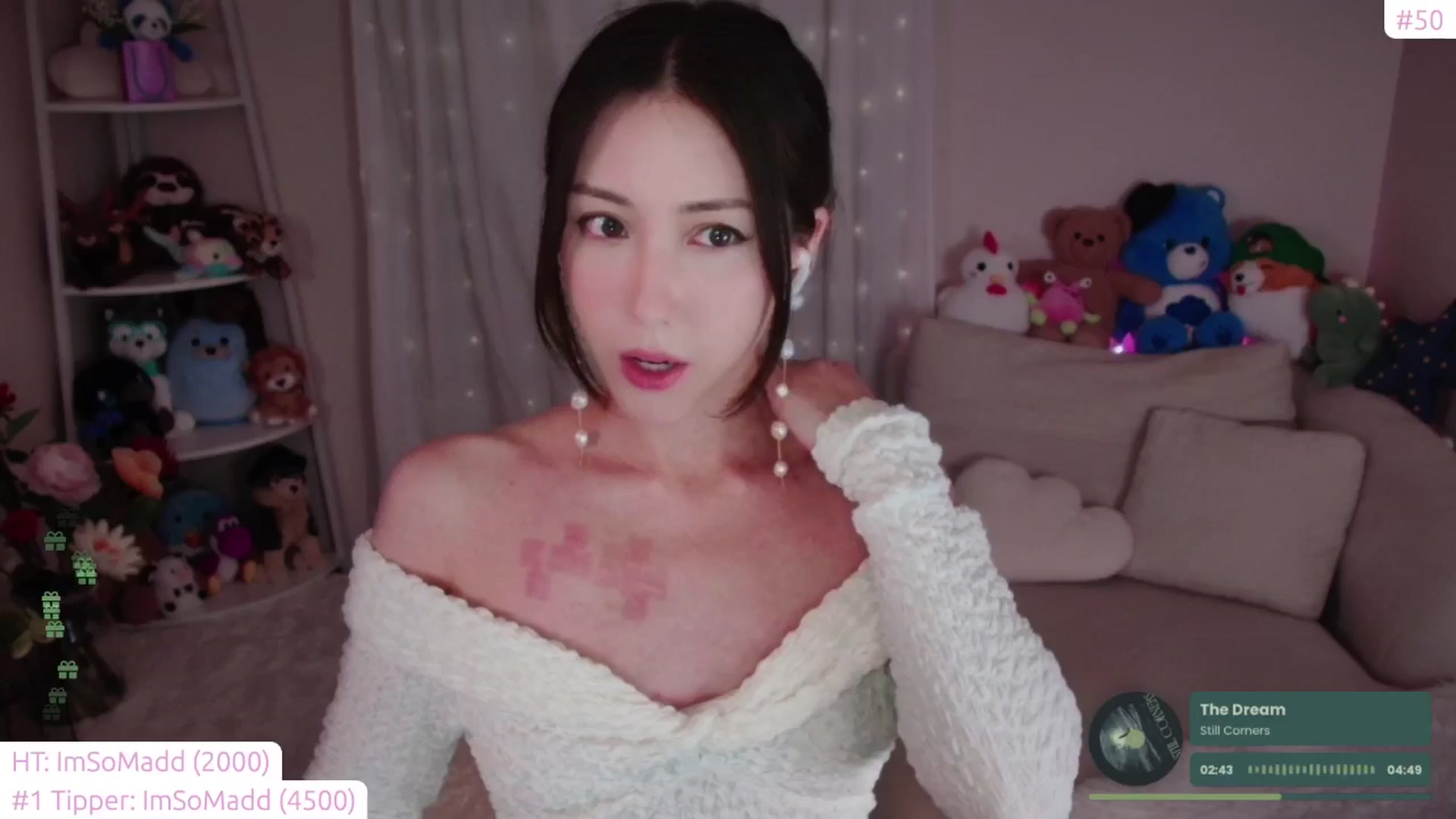 Gallery image thumbnail from lea_amano's myfreecams stream on, 09/07/2024, 04:28 image 6 of 20